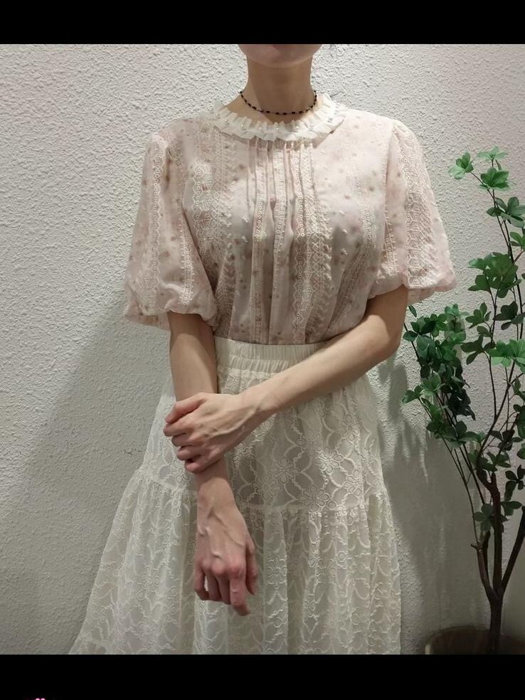 BT01 胸44 長23 $439 (一口價)