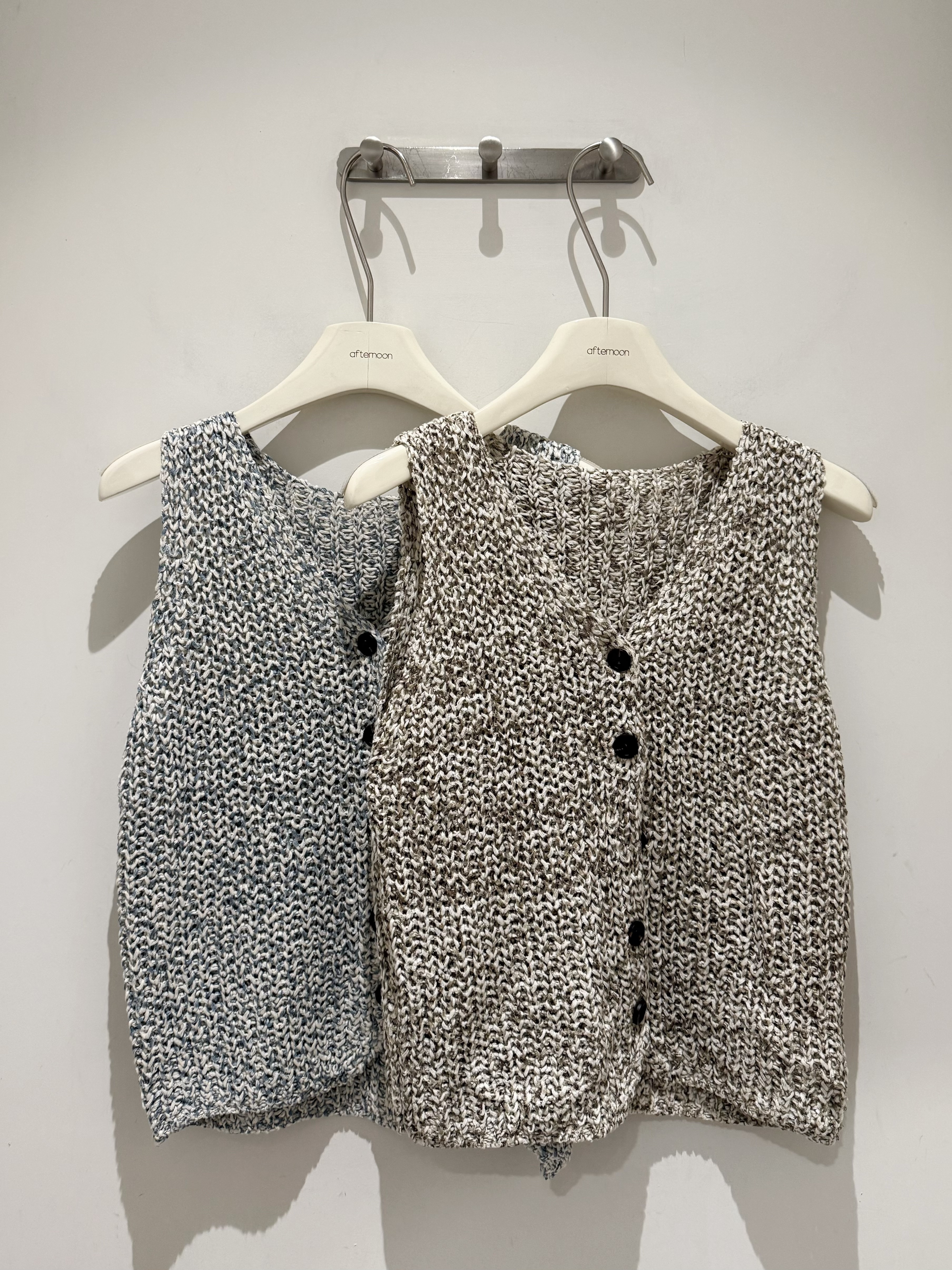 728 混色粗針織背心