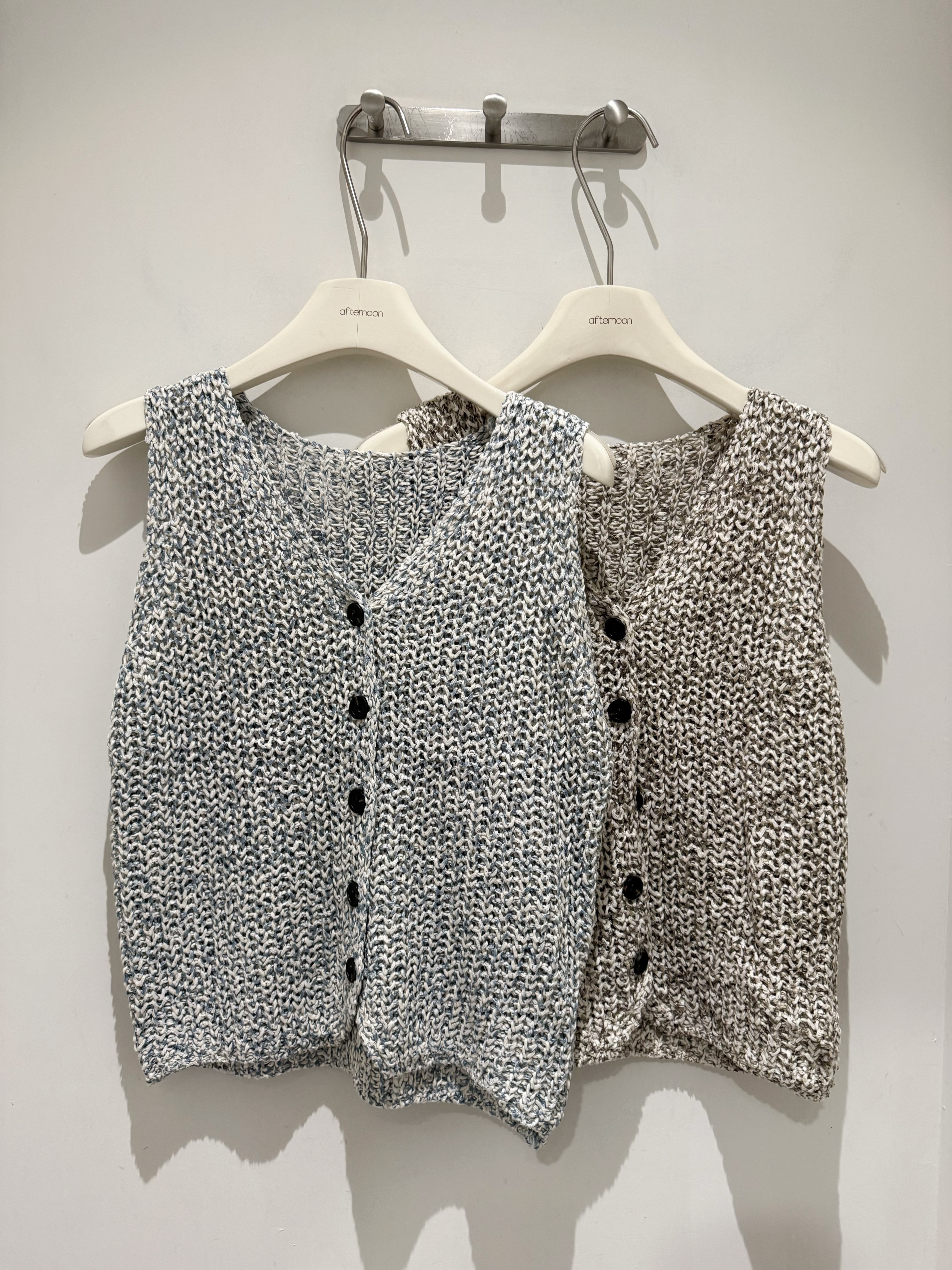 728 混色粗針織背心