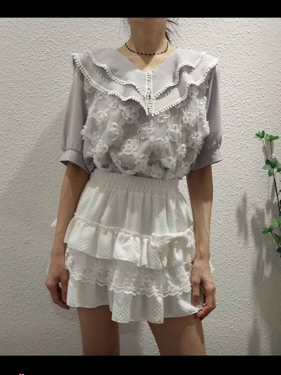 BT11 胸42 長23 $409 (一口價)