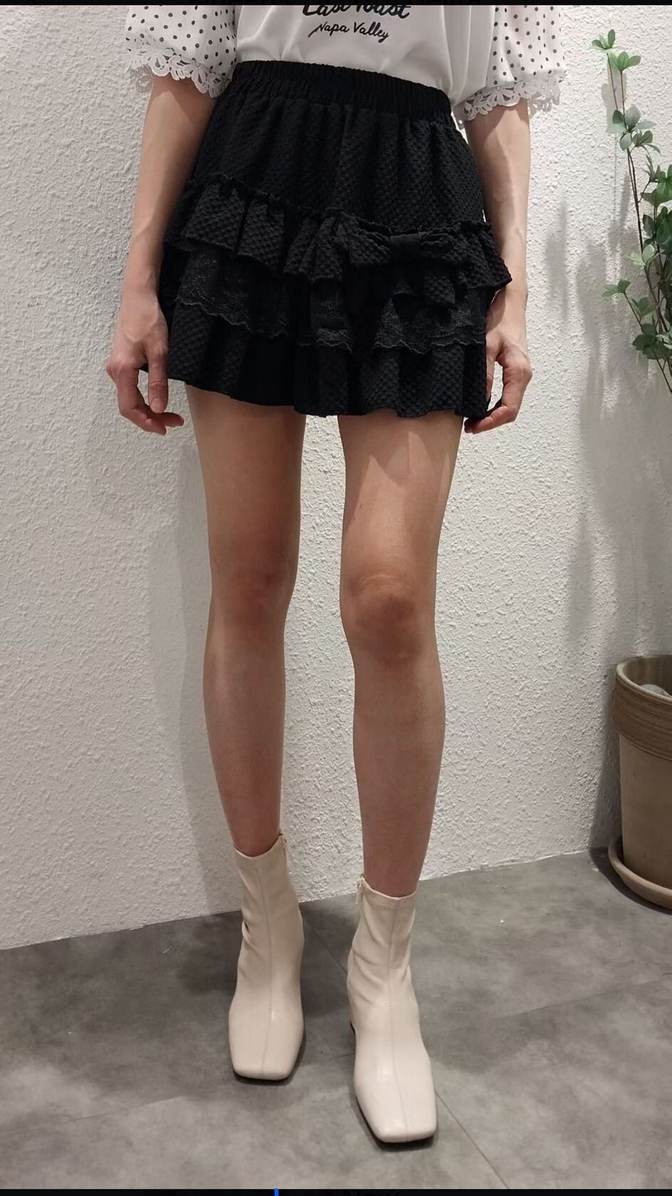 BT12 腰23.5-41 Hip 48 長14 $379 (一口價)