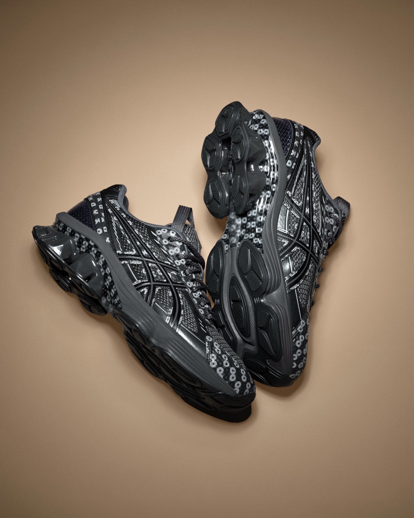 Kiko Kostadinov x ASICS Us7-S Gel-Kinetic Fluent 黑灰 聯名 跑鞋 藝術潮流 男鞋 1203A973-020