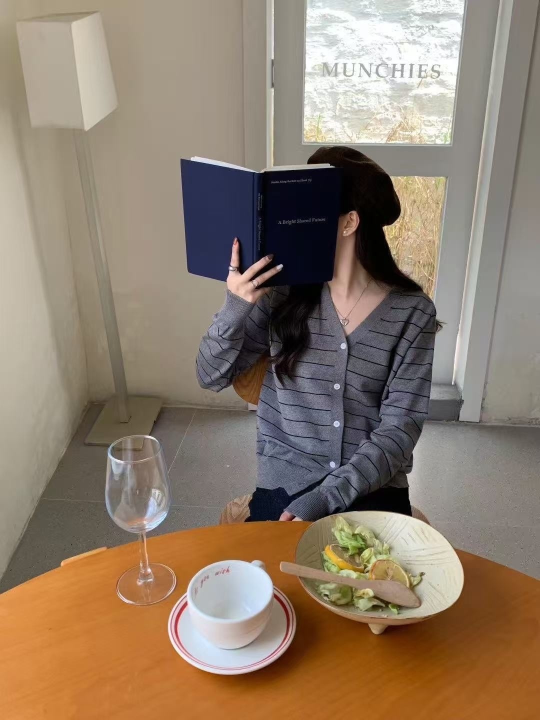 875 v領條紋針織開衫