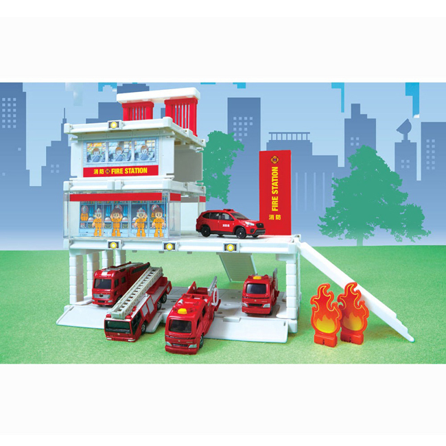 Tomica World 遊玩套裝- 多功能消防局