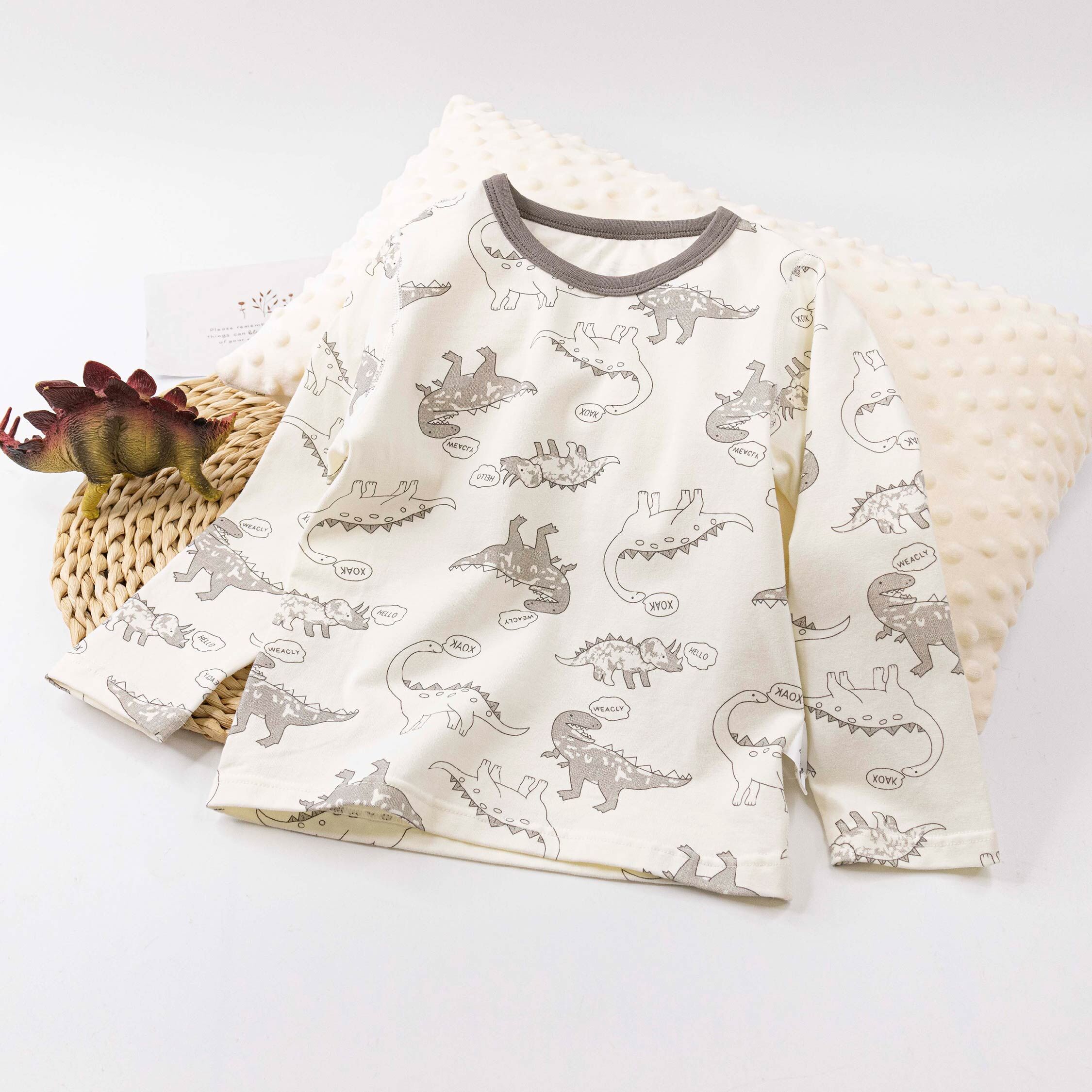 衣拉語【JL5550】卡通塗鴉風恐龍睡衣套裝