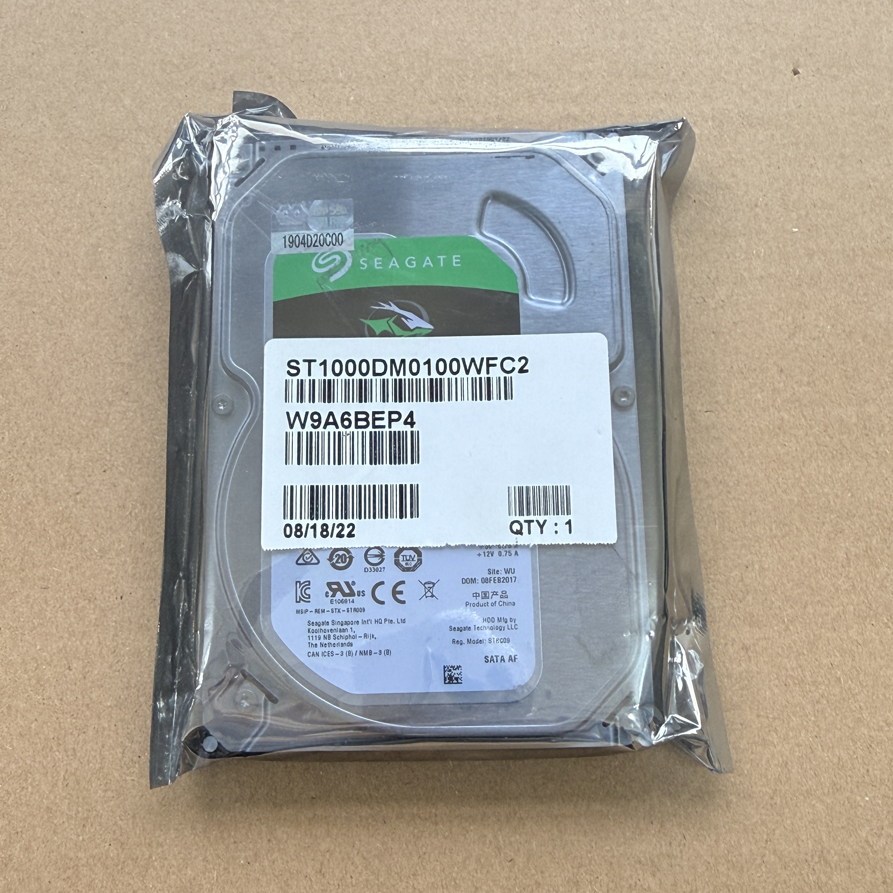 ST1000DM010 SEAGATE 3.5" 1TB 64MB CACHE SATA 6.0GB/S HDD (翻新)