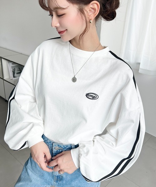 日本🇯🇵連線 Moment+ 經典雙線配色寬鬆長袖T恤 寬鬆 薄長袖 刺繡 打底 內搭 T恤 長袖 4色(任買兩件7-11免運)/預購