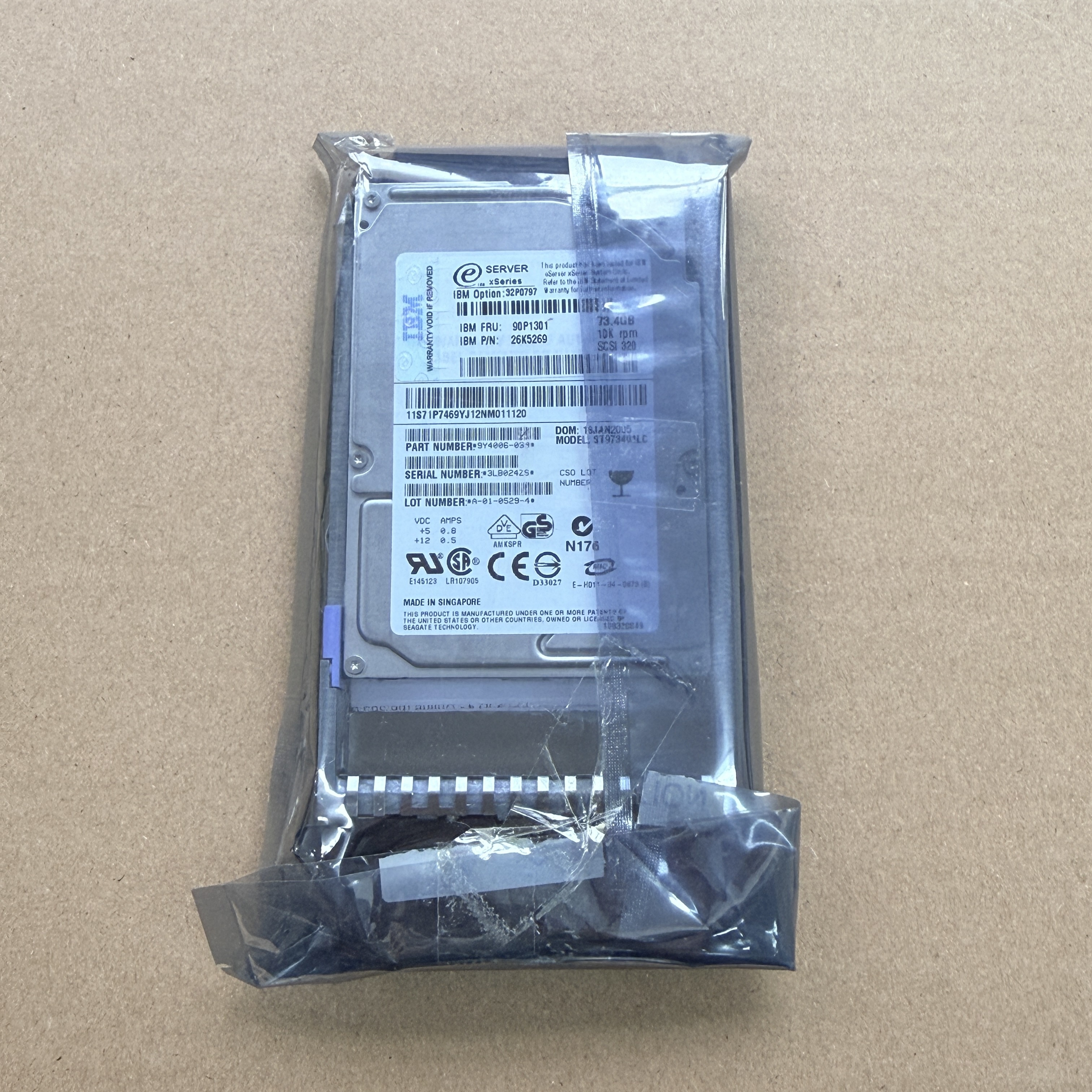 90P1301 IBM 2.5" 73GB U320 SCSI 10K RPM HDD (翻新)