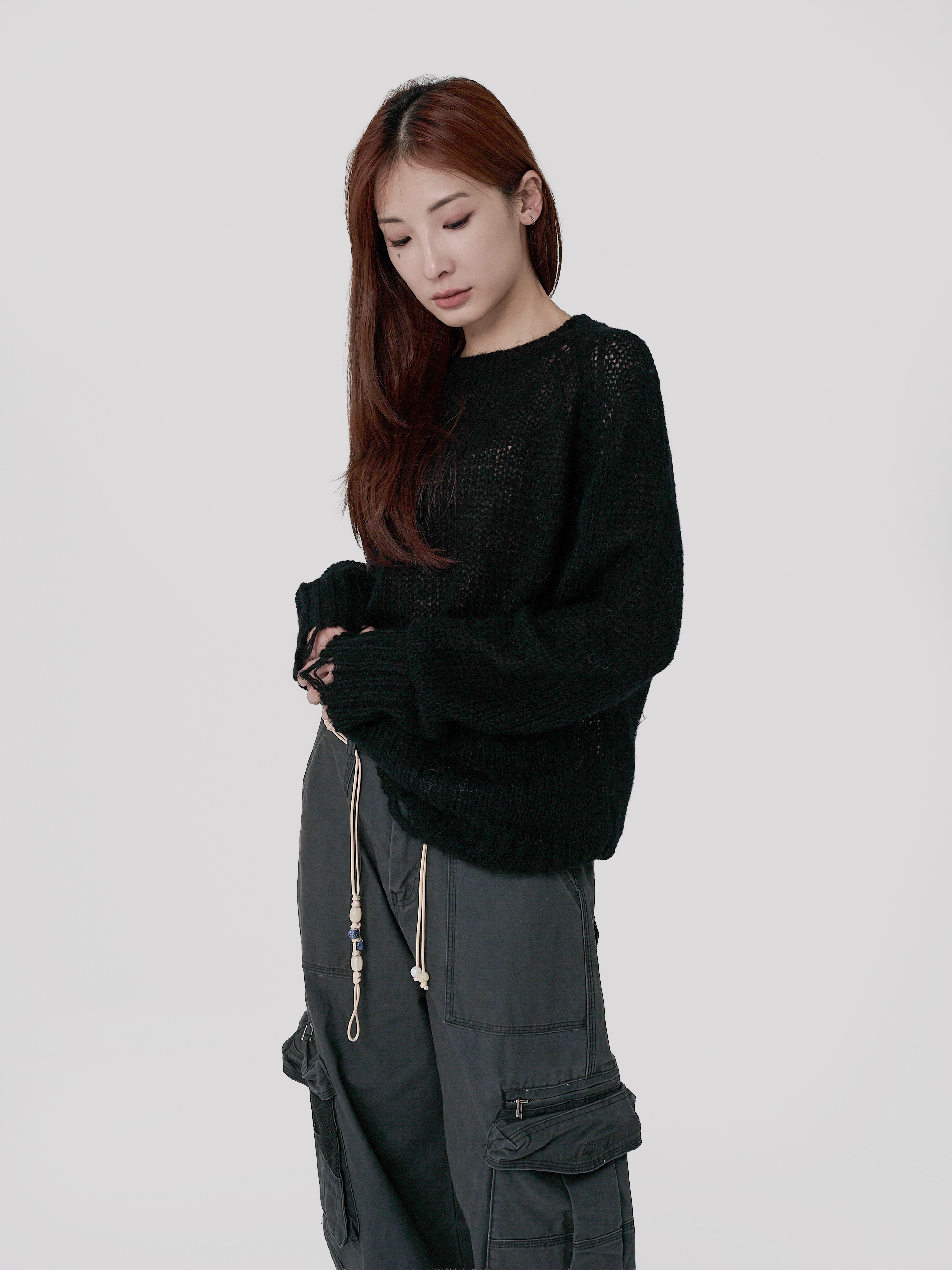 簍空輕量針織長袖-黑