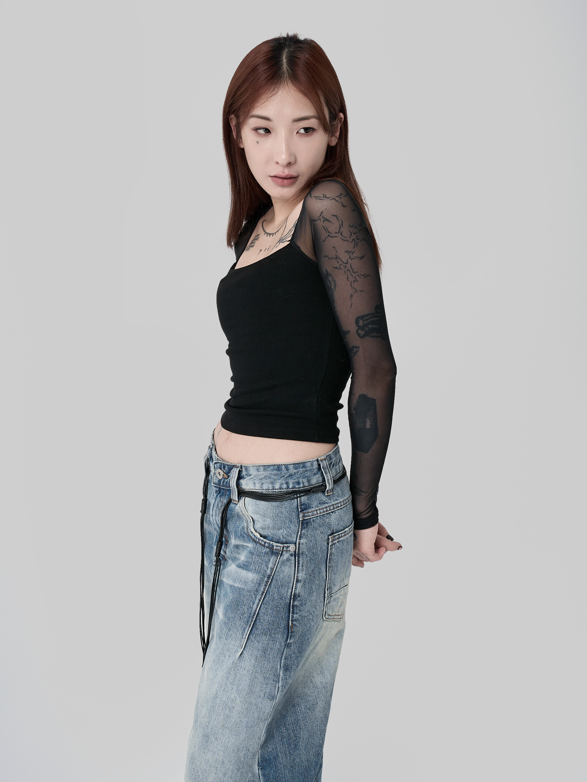 拼接一字領透感長袖-黑