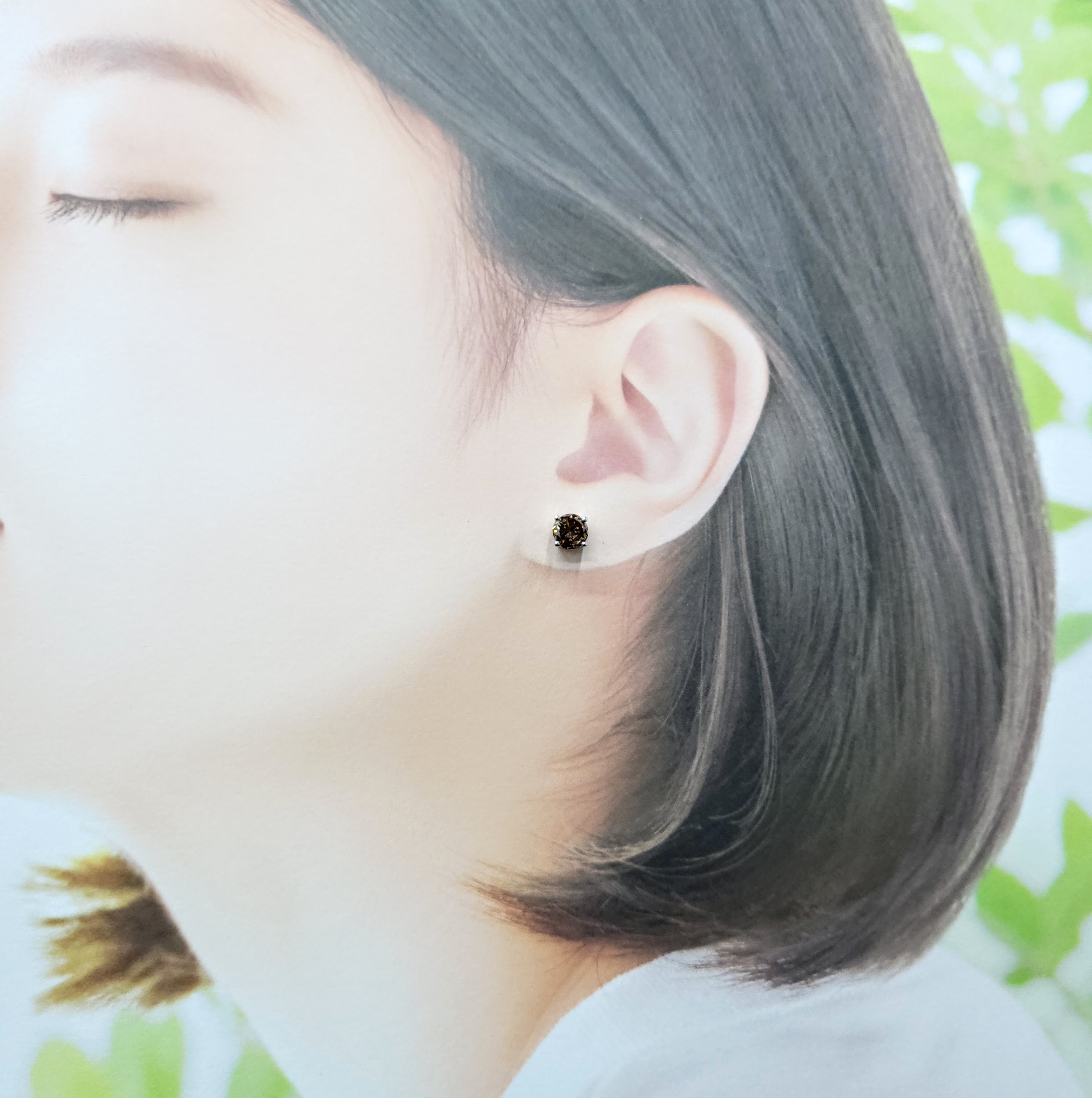 全新18K白金【主石2卡11份咖啡鑽石】4爪耳環