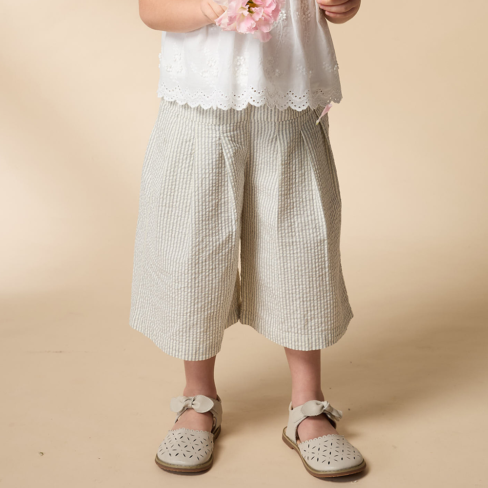 PIPPY 舒適直條紋寬口8分長褲 米白