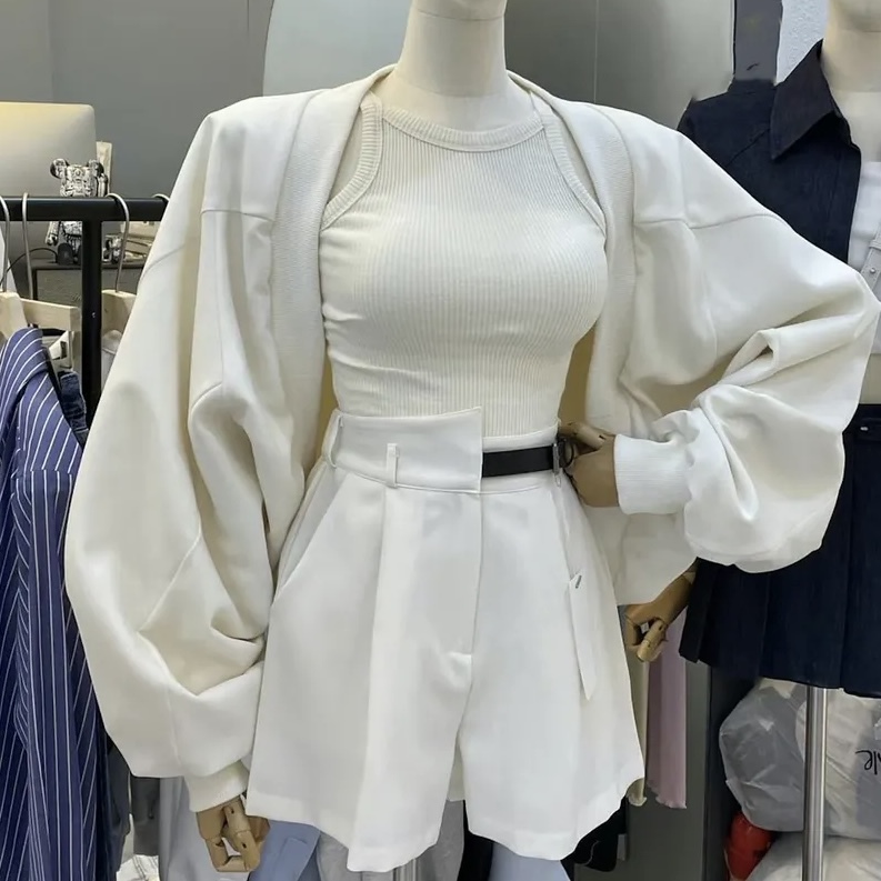 手袖設計車線無領光澤外(奶白)