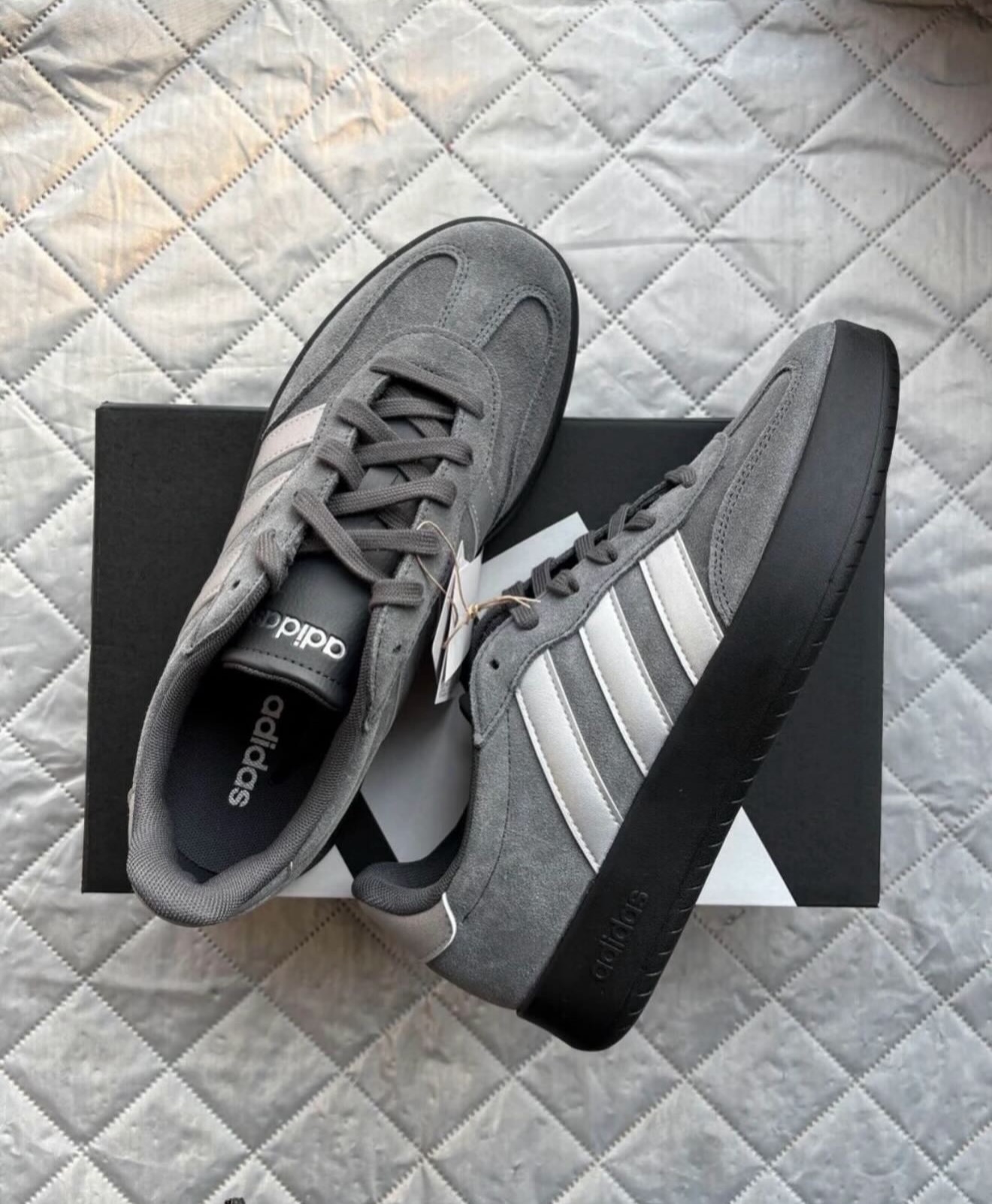 ADIDAS BARREDA DARK GREY kh6999 深灰麂皮灰銀德訓鞋