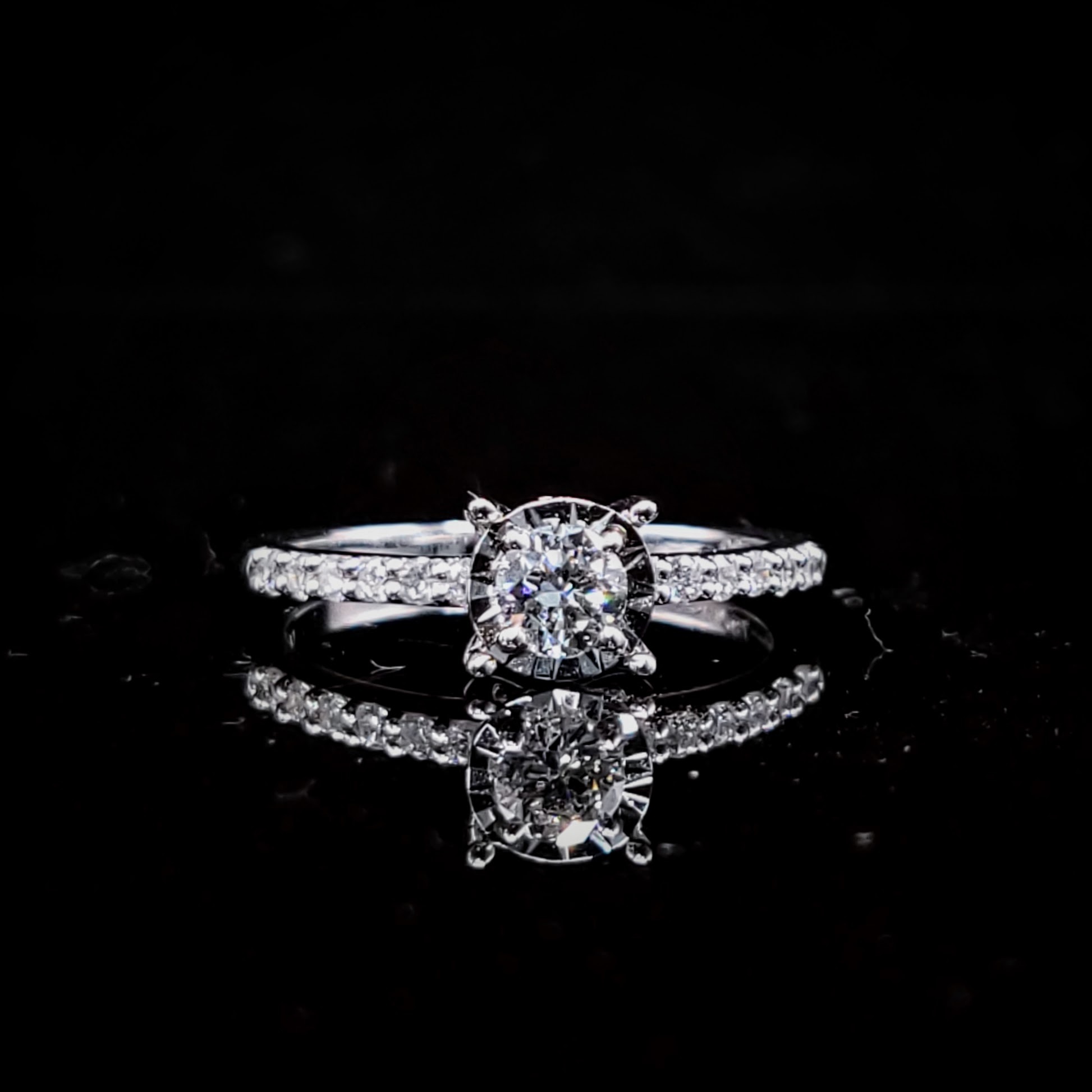 18K White Gold 0.24ct Diamond Ring