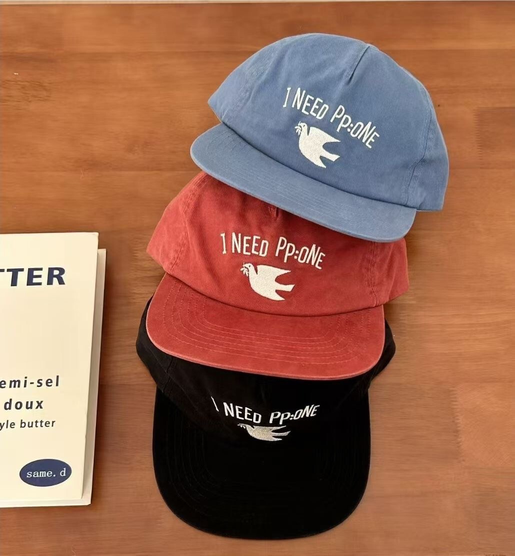 配色小鳥pp:one刺繡字母老帽 / 3色