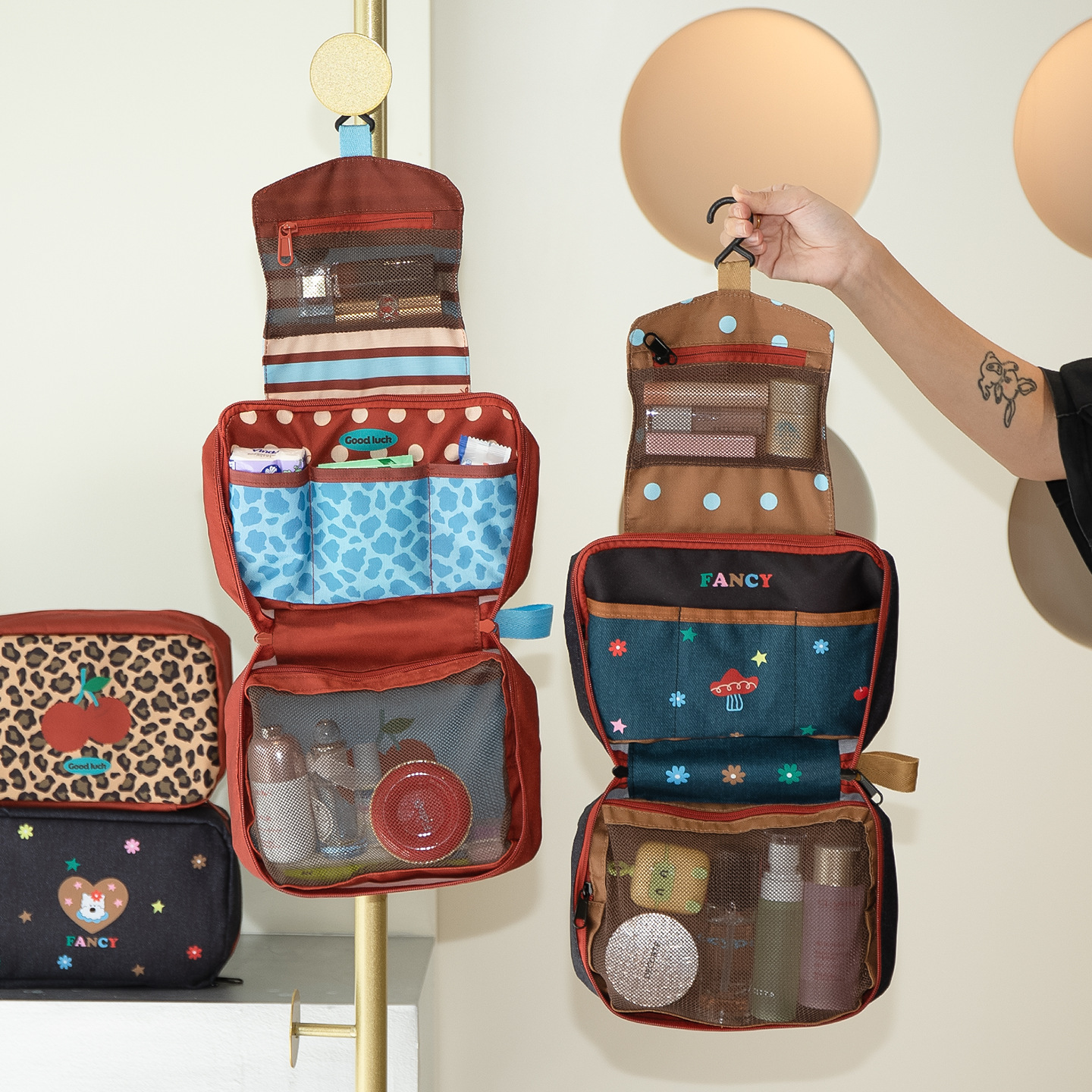 《6578》大容量可懸掛旅行洗漱化妝包