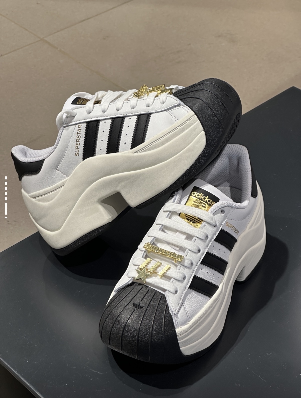 女鞋 ADIDAS SUPERSTAR Bold 金標白 厚底增高 皮革 貝殼鞋 休閒鞋【 JR9895】