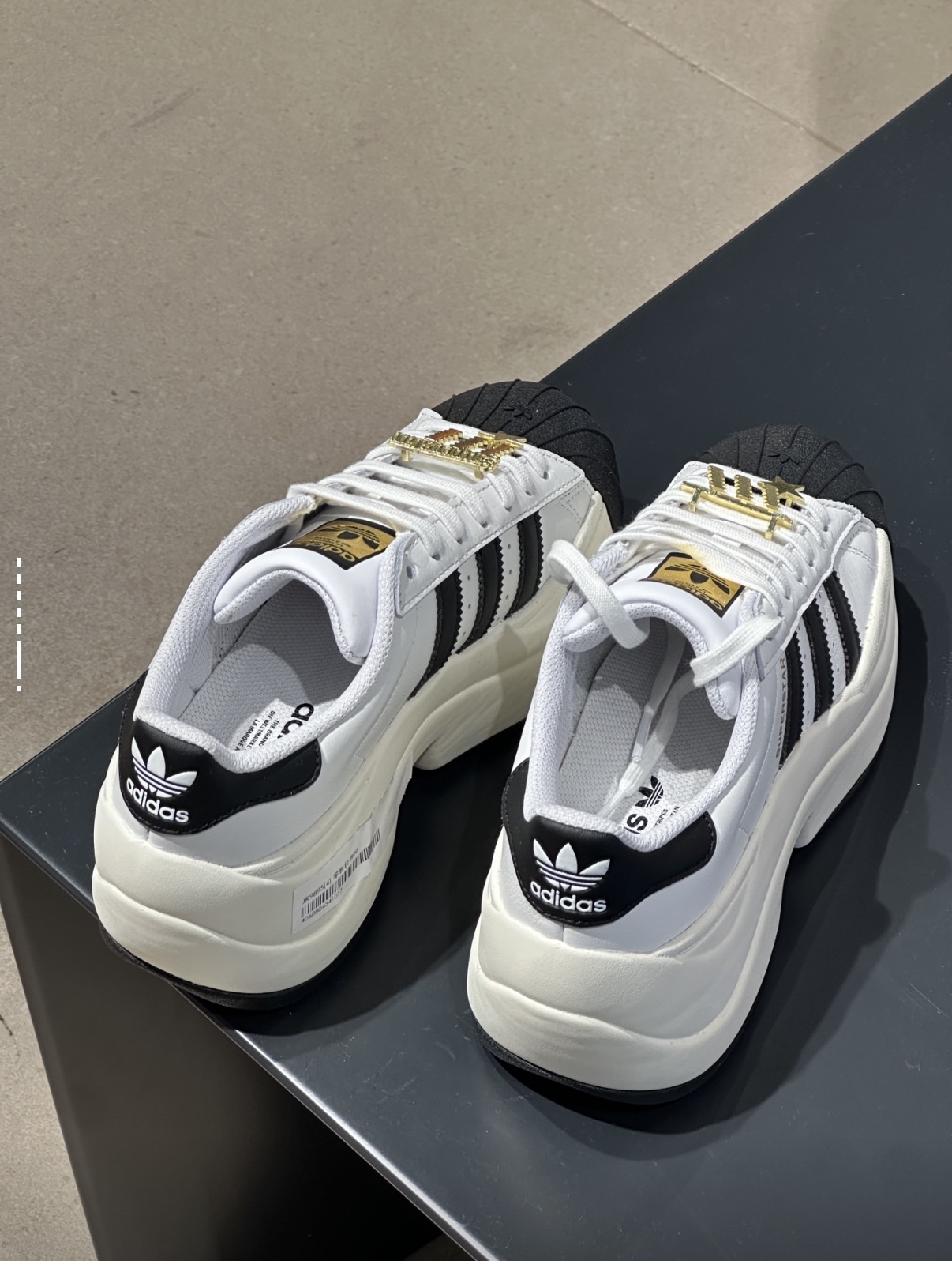 女鞋 ADIDAS SUPERSTAR Bold 金標白 厚底增高 皮革 貝殼鞋 休閒鞋【 JR9895】