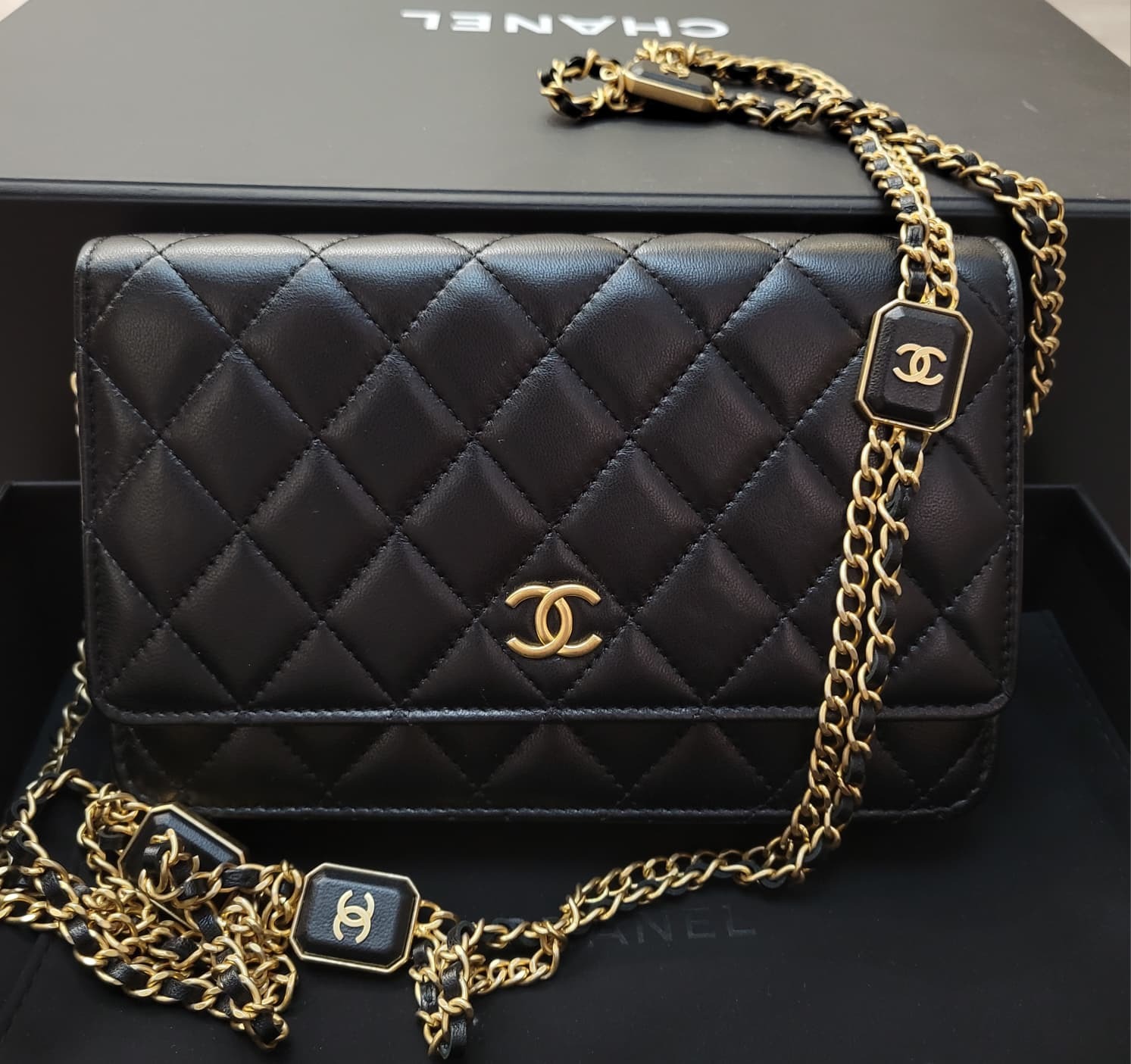 EMPLOYEE CHANEL AP29238 WOC BLACK GOLD LAMBSKIN 黑金 方糖鏈