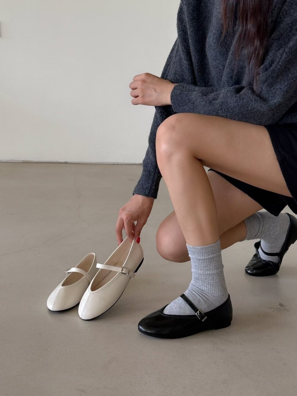 可愛女子圓頭亮皮瑪莉珍娃娃鞋 / 2色