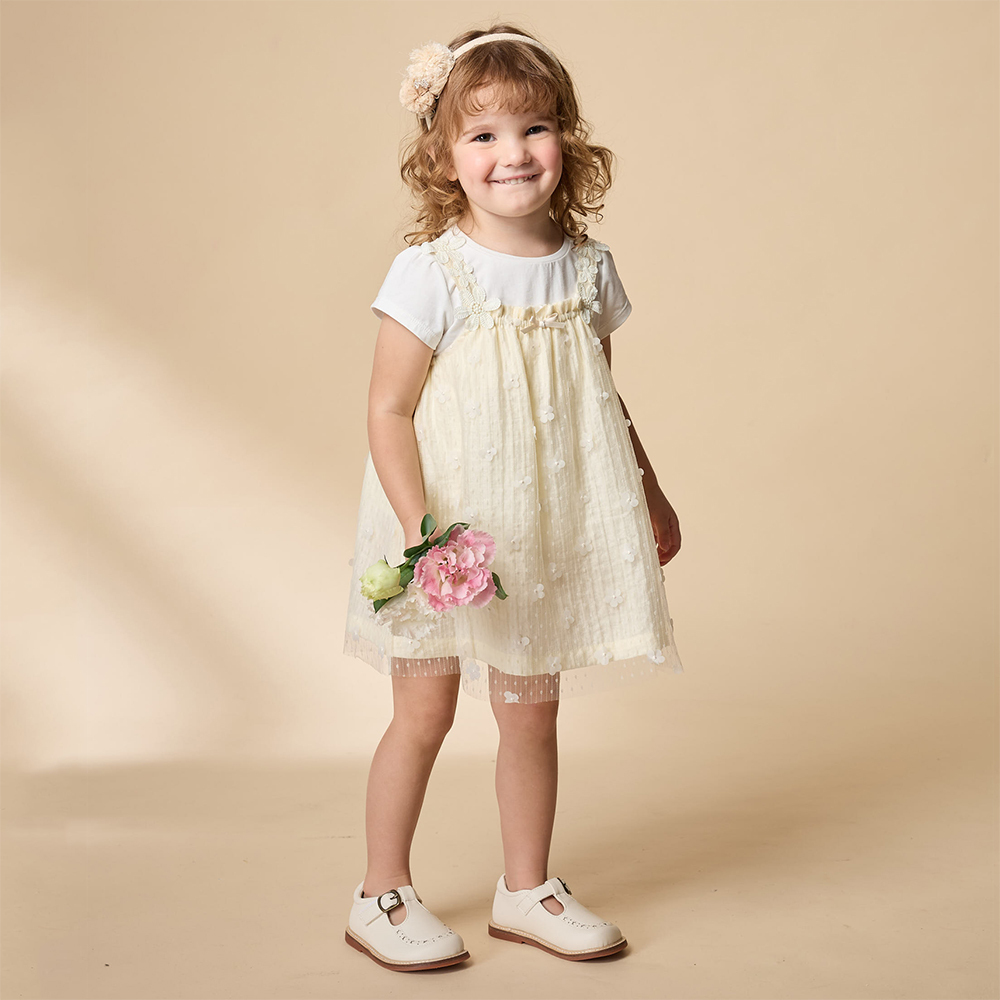 PIPPY 典雅蕾絲花吊帶裙兩件式洋裝 米黃