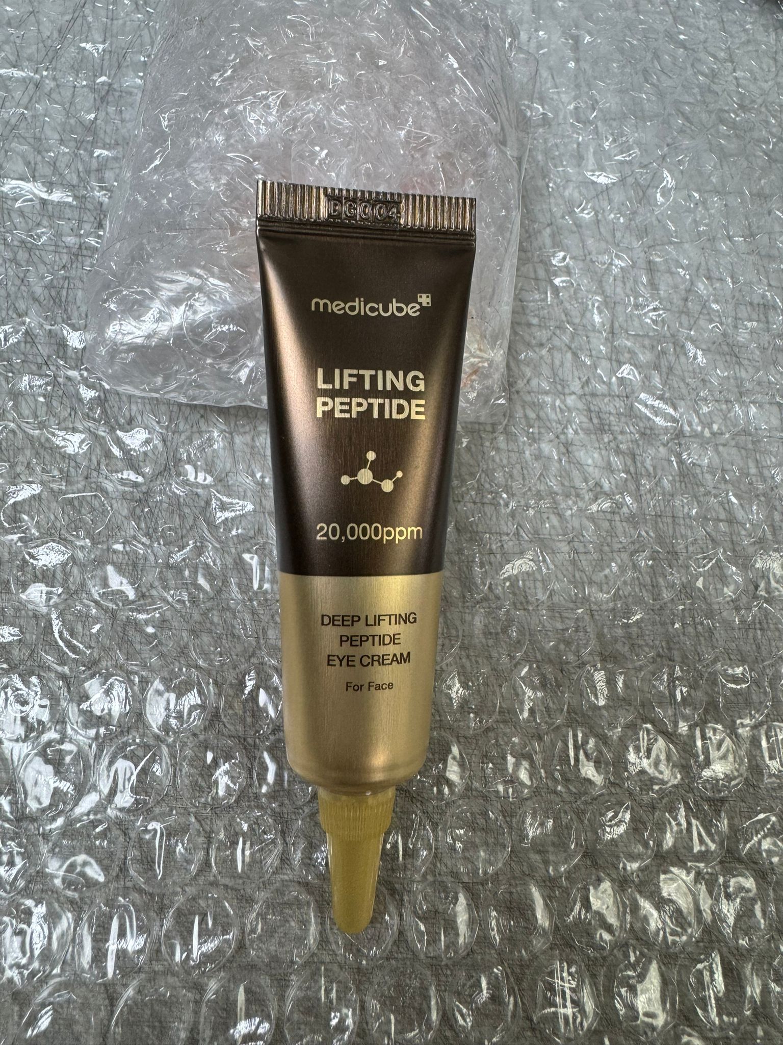 4G316 Medicube 深層提拉肽眼霜 30ML exp : 11/07/2026