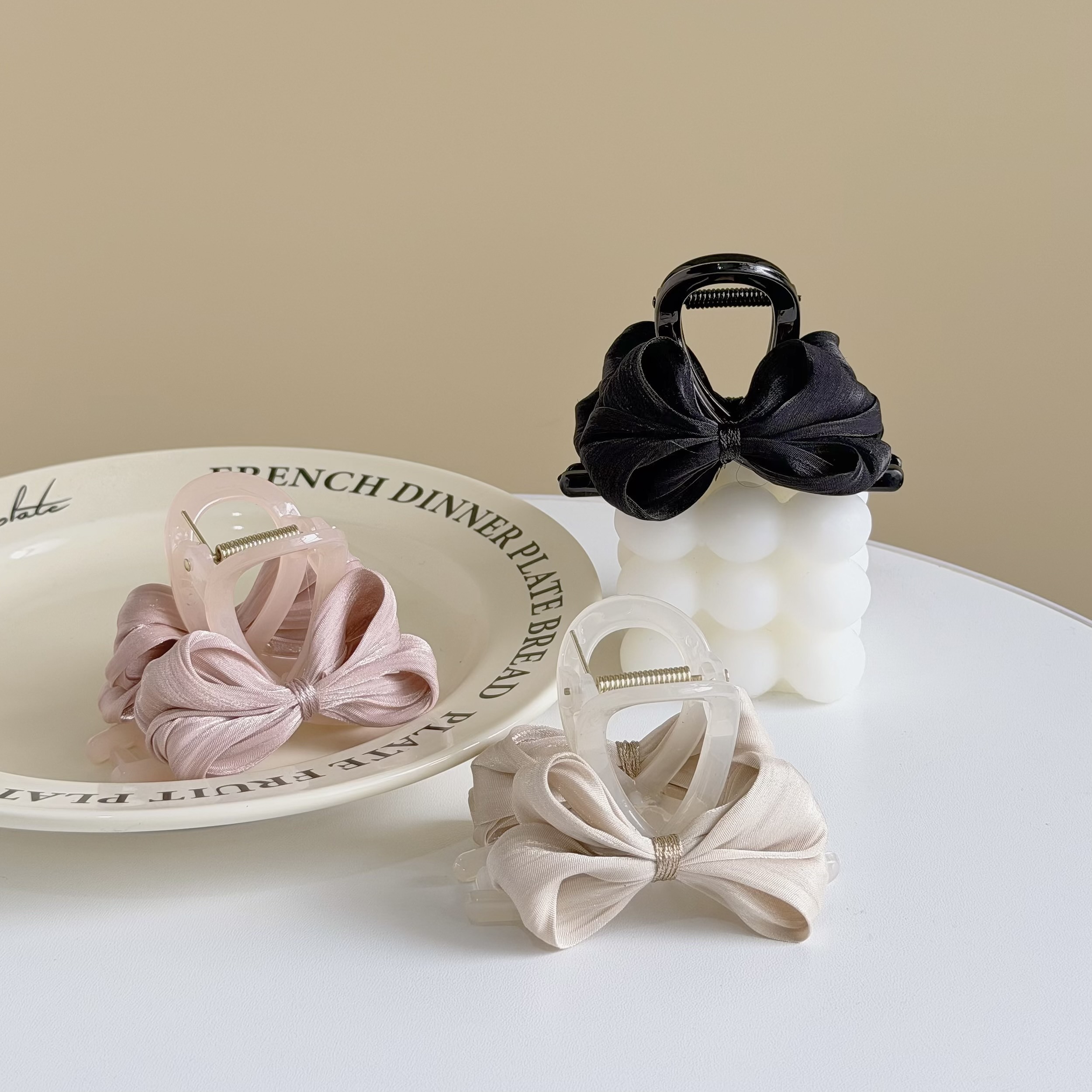 T102滑布蝴蝶結鯊魚夾