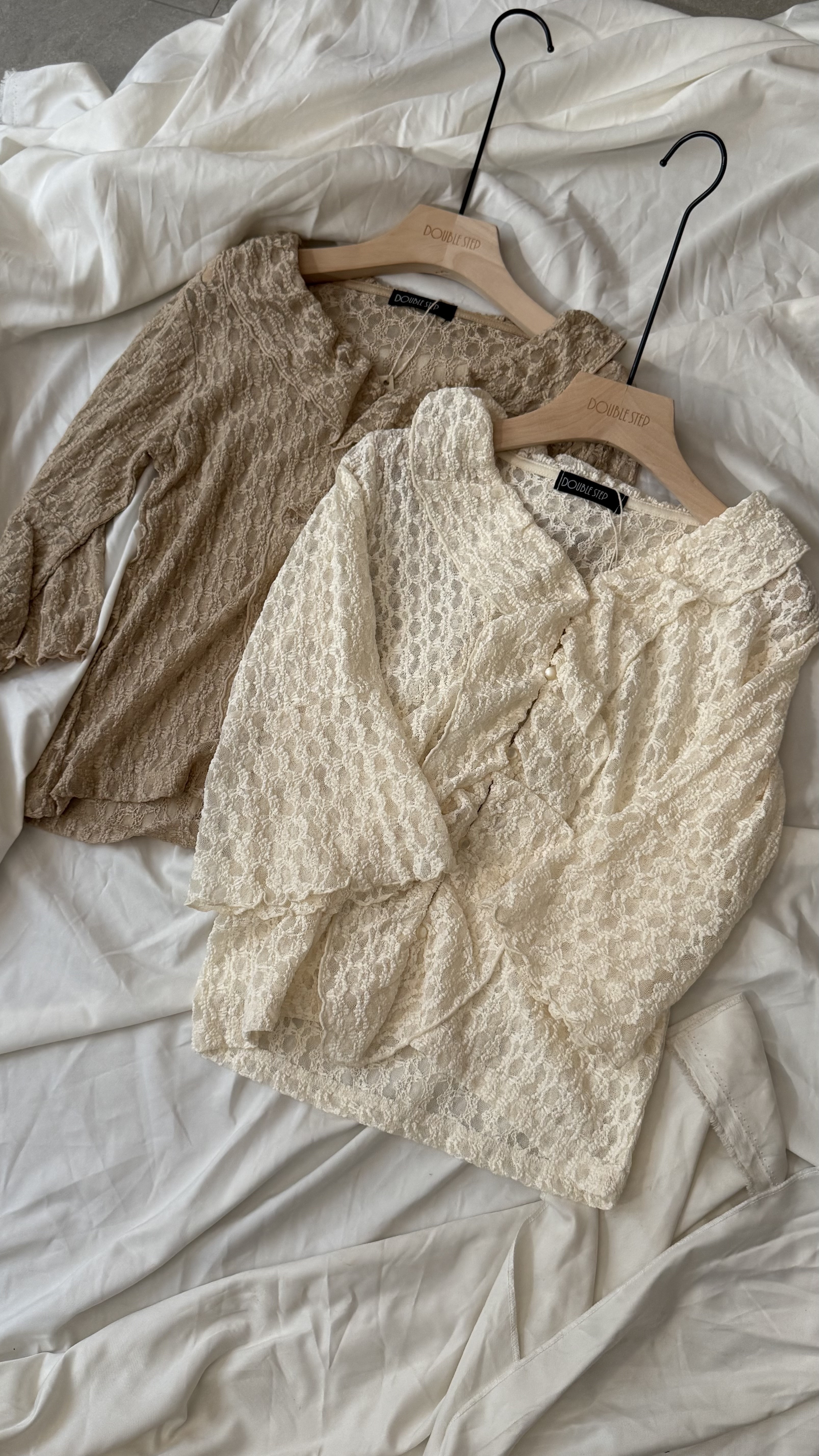 Ruffles 7分喇叭袖Lace 外套 - JK61978