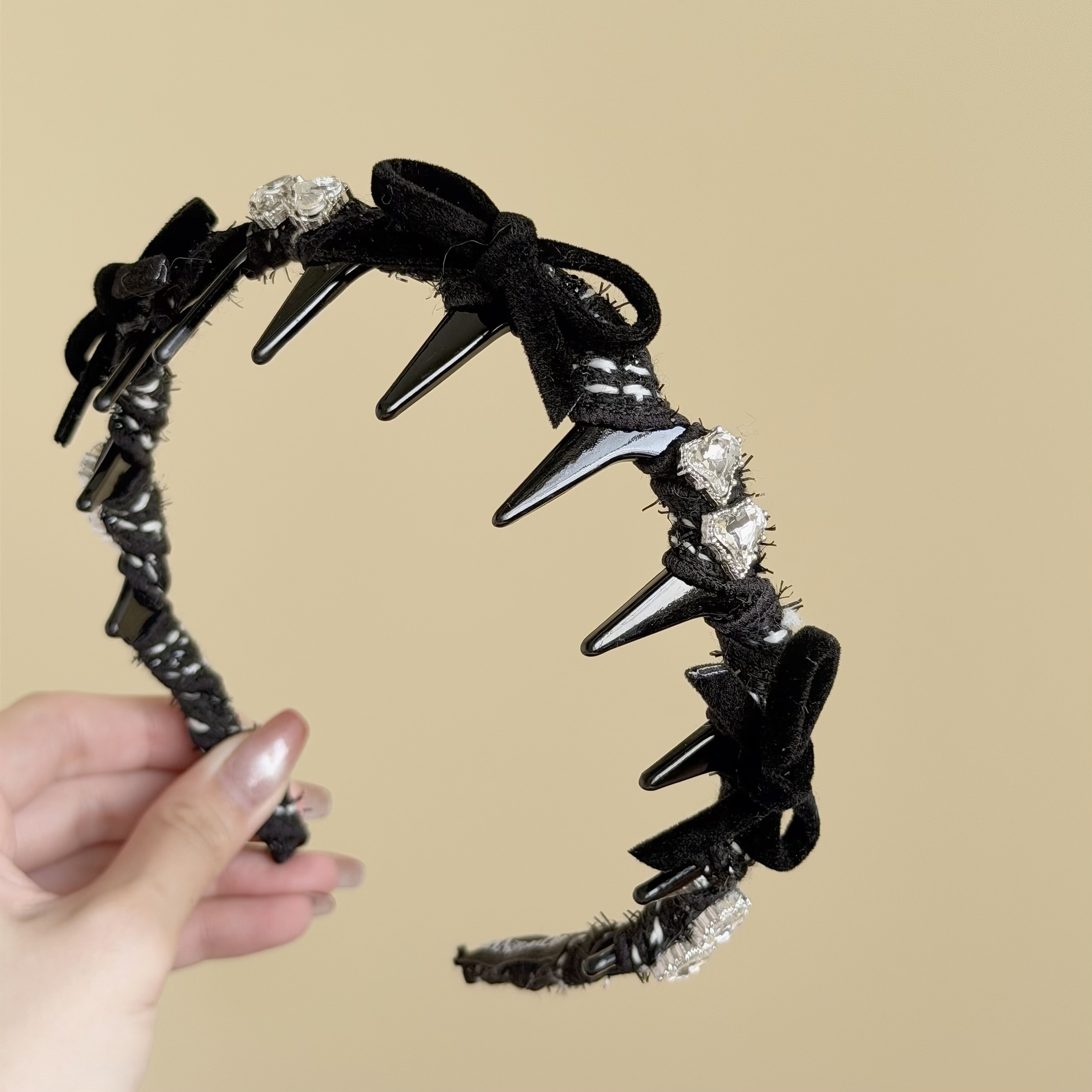 H263愛心蝴蝶結毛呢帶爪髮箍