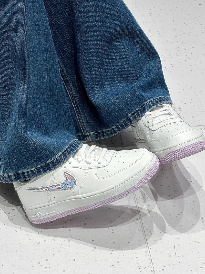 NIKE AIR FORCE 1 氣泡勾勾 白紫