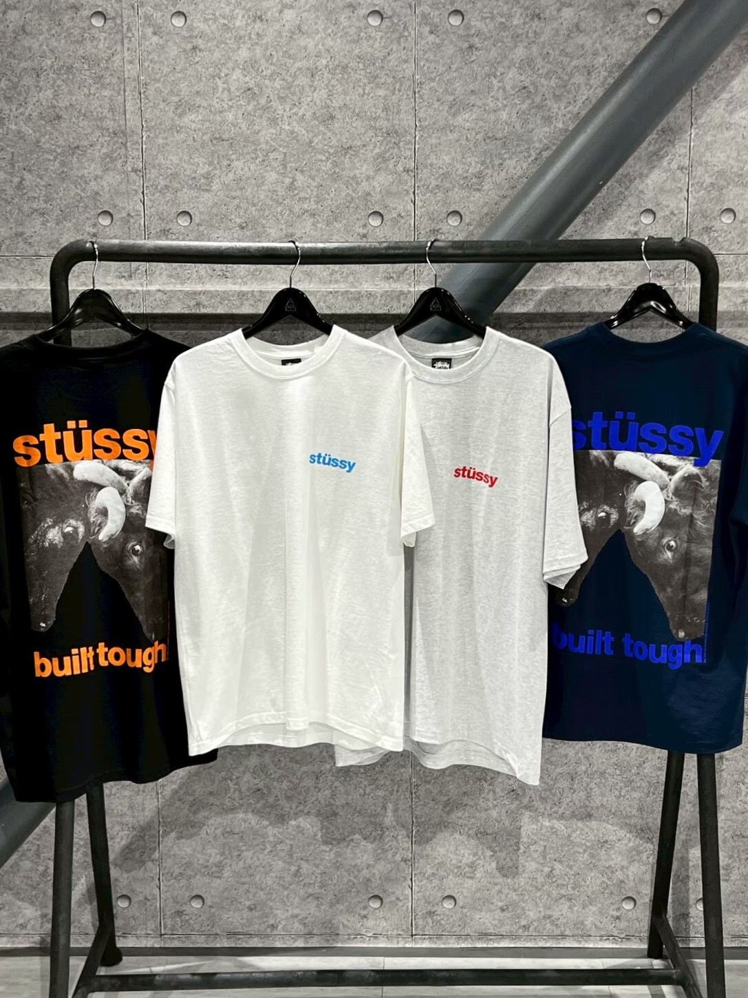 STUSSY BUILT TOUGH TEE 背後雙鬥牛 短袖T