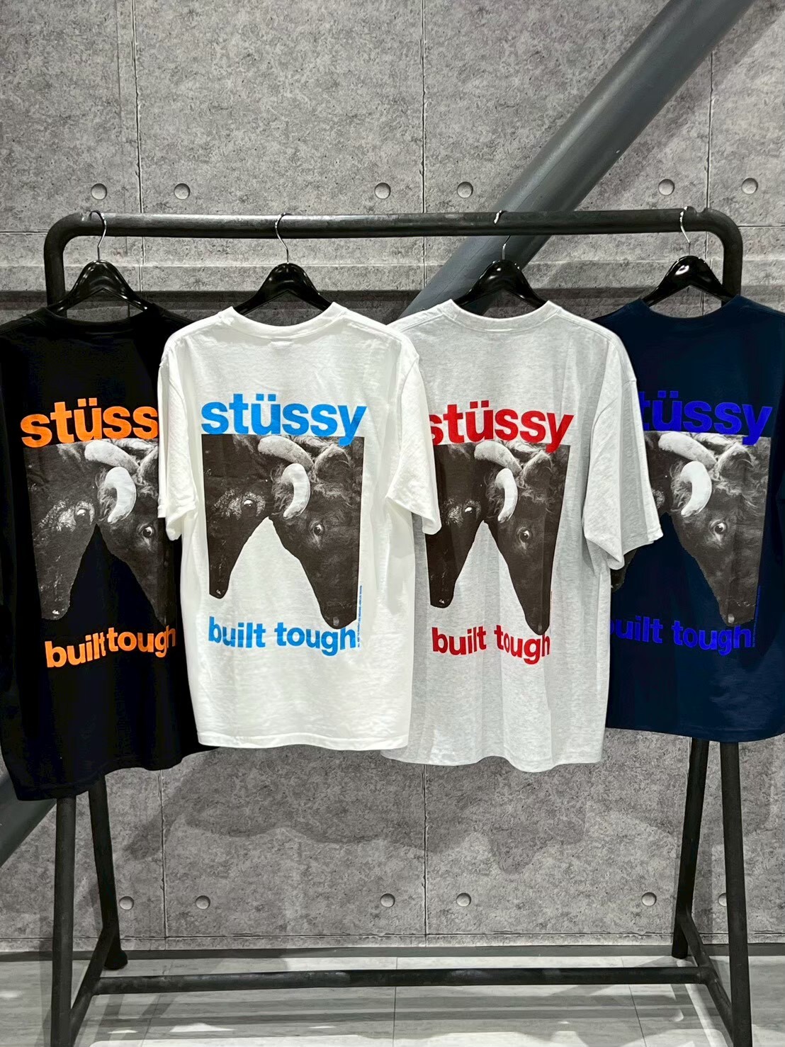 STUSSY BUILT TOUGH TEE 背後雙鬥牛 短袖T