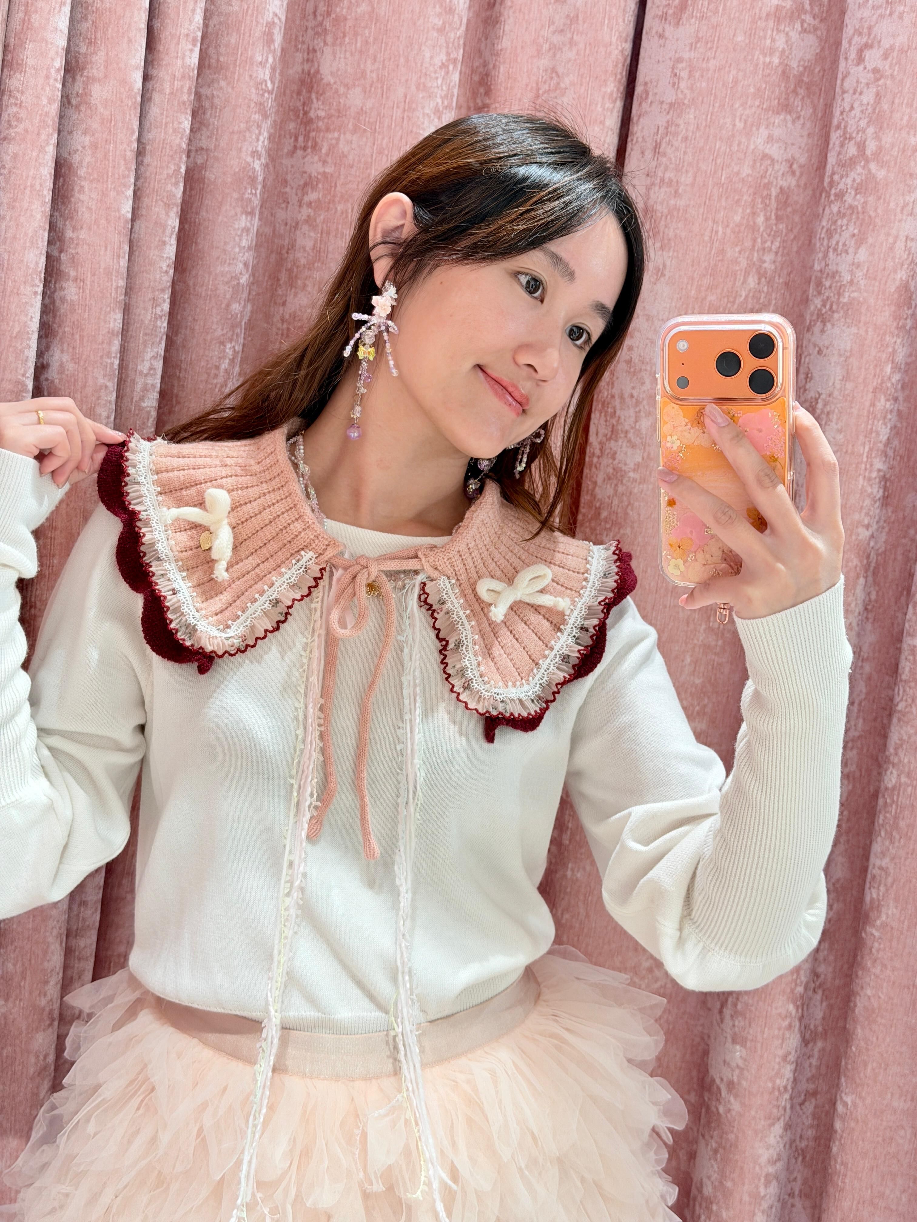 13314 Heart Flutter Bow Capelet Collar