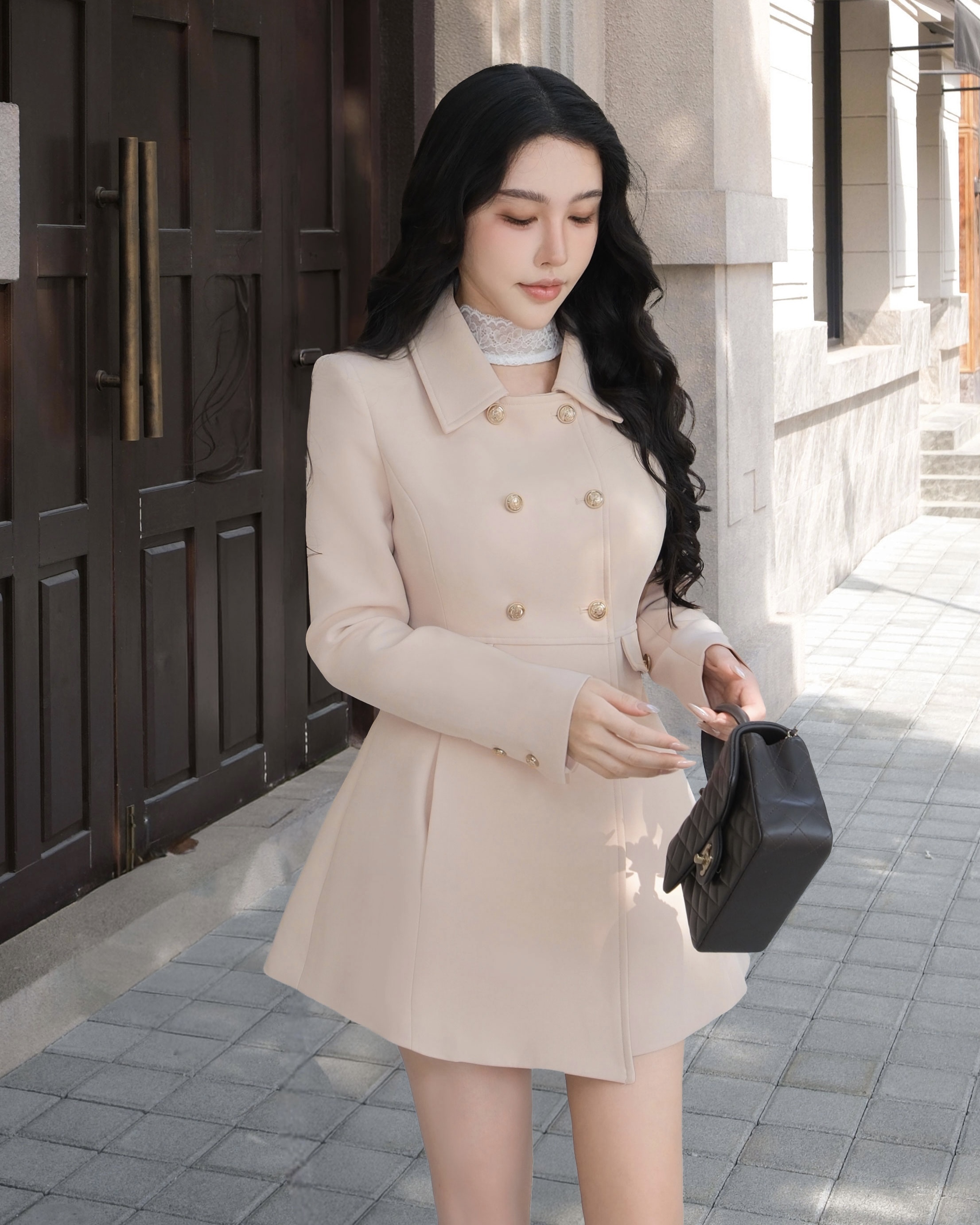 訂製-質感女伶排扣傘襬外套