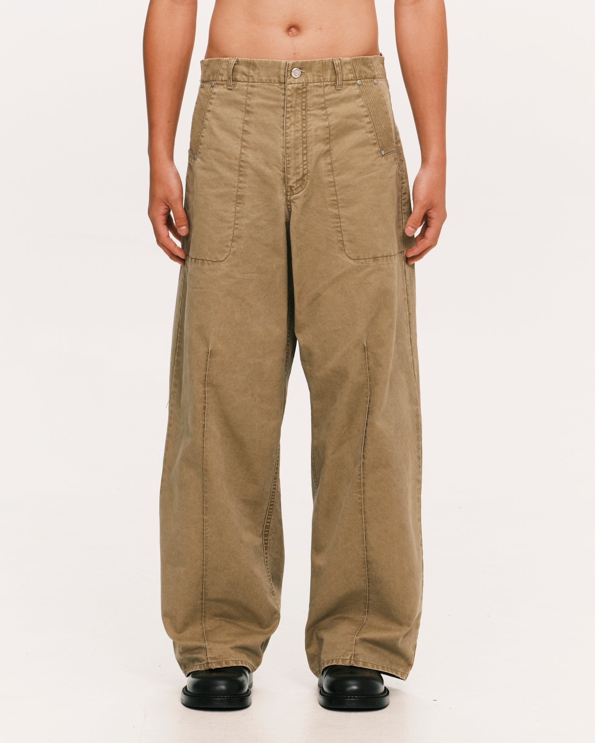 PLATEAU STUDIO｜Pin tuck work pants (Dark beige)