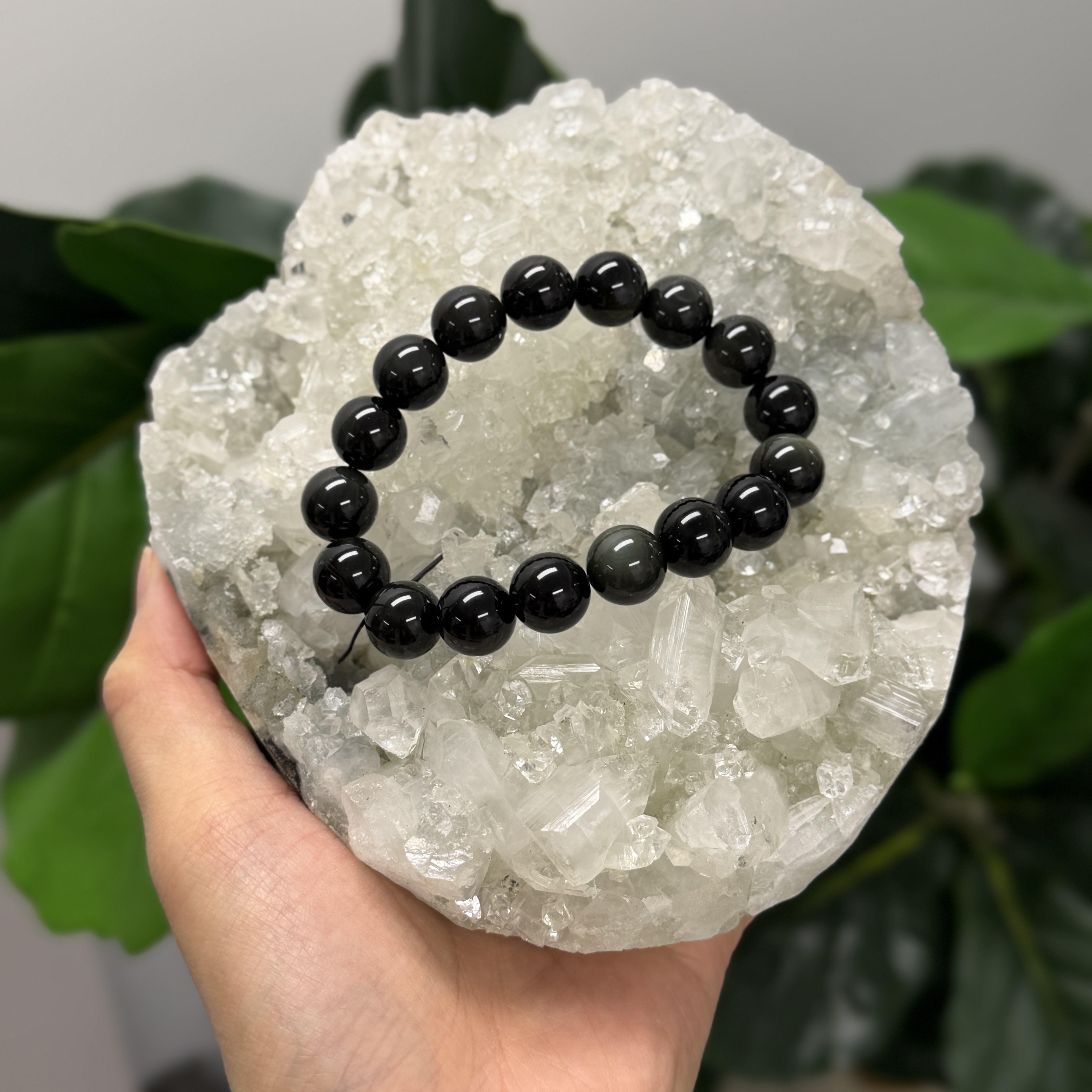 魚眼石 1341g AP1532