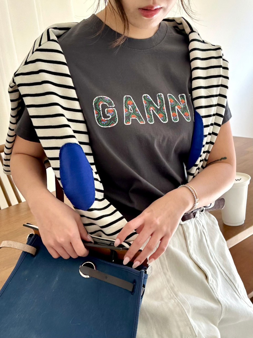 休閒時尚兼具早春字母棉T｜韓系設計感短袖・顯氣質百搭上衣