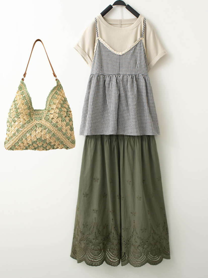 格紋細肩帶背心側抓皺上衣繡花寬褲組合