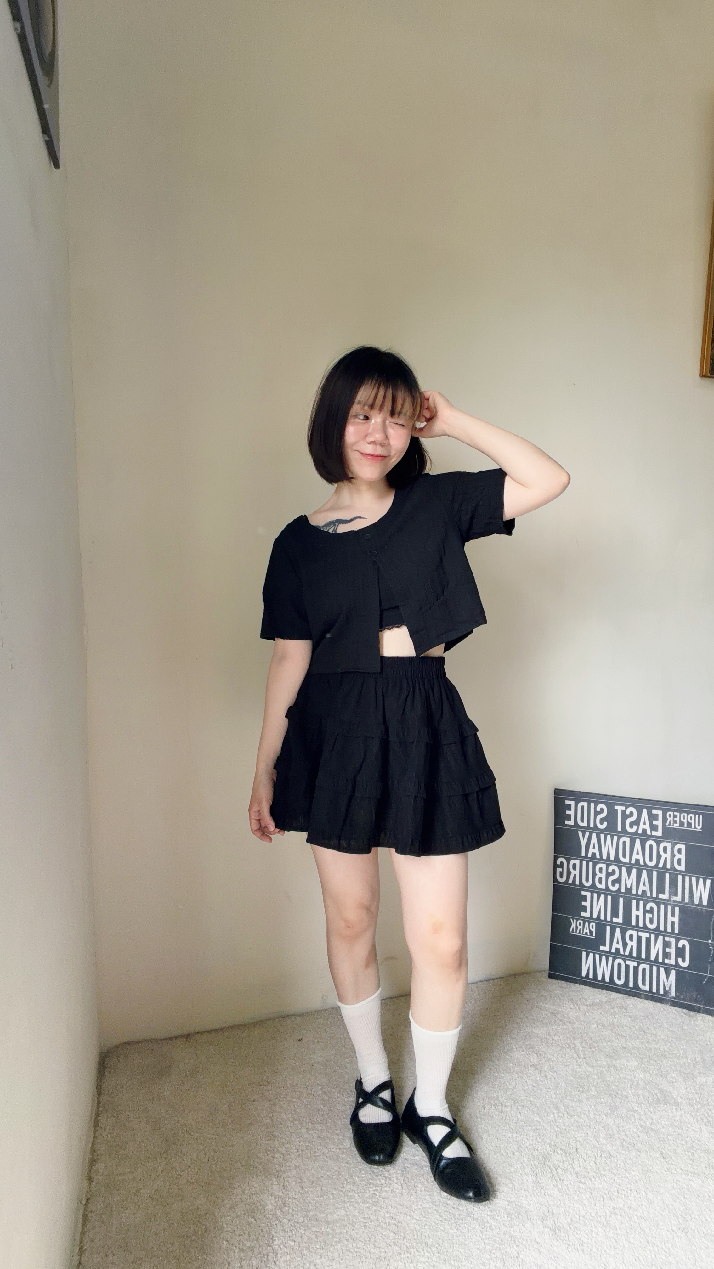 多穿系列！雪紡棉兩顆釦短版上衣(售完斷)