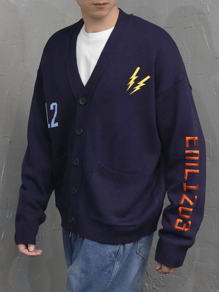 英文字圖案開胸針織外套 VAMPIRE-009JK