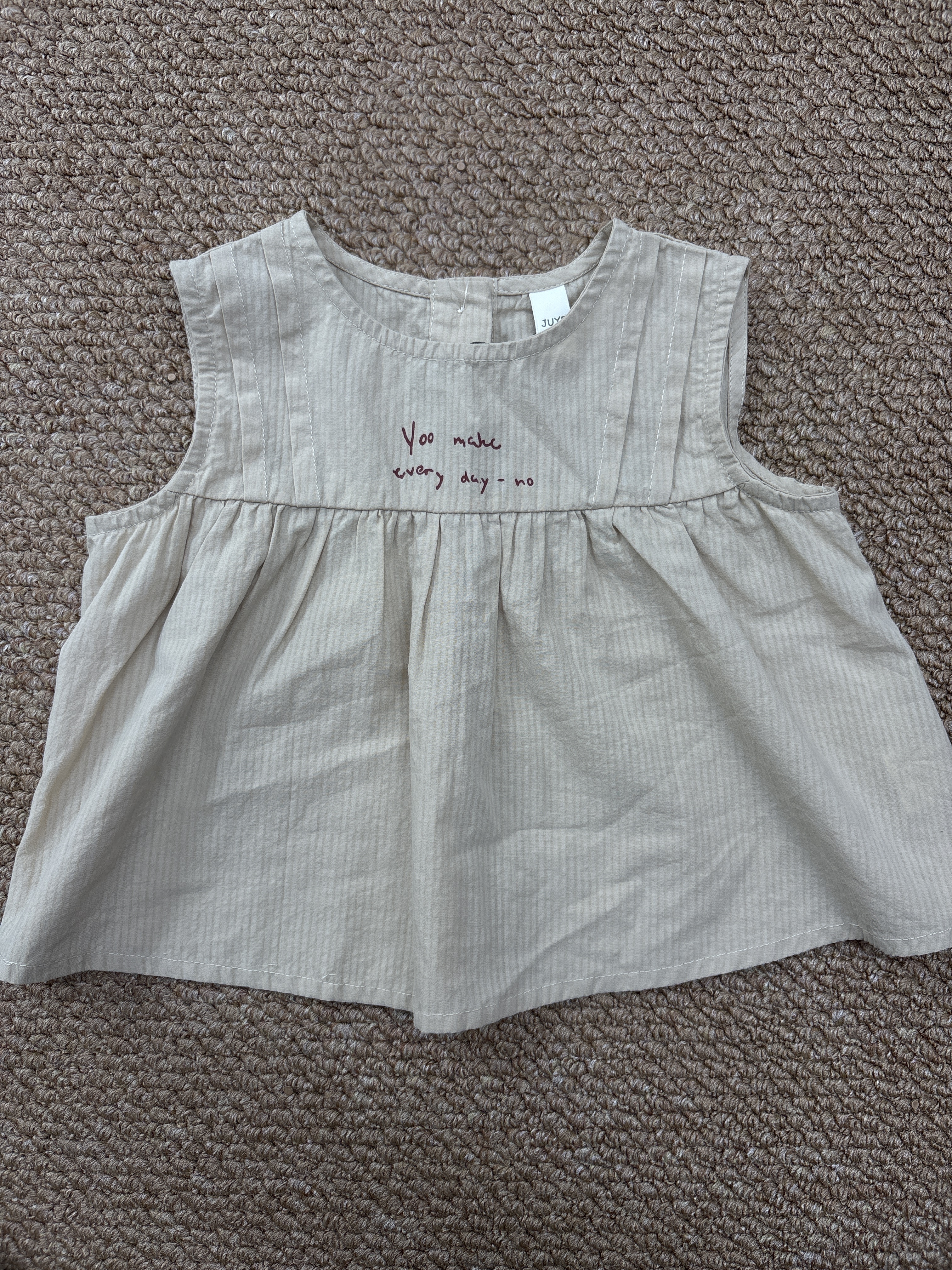 A04354無袖裙擺上衣