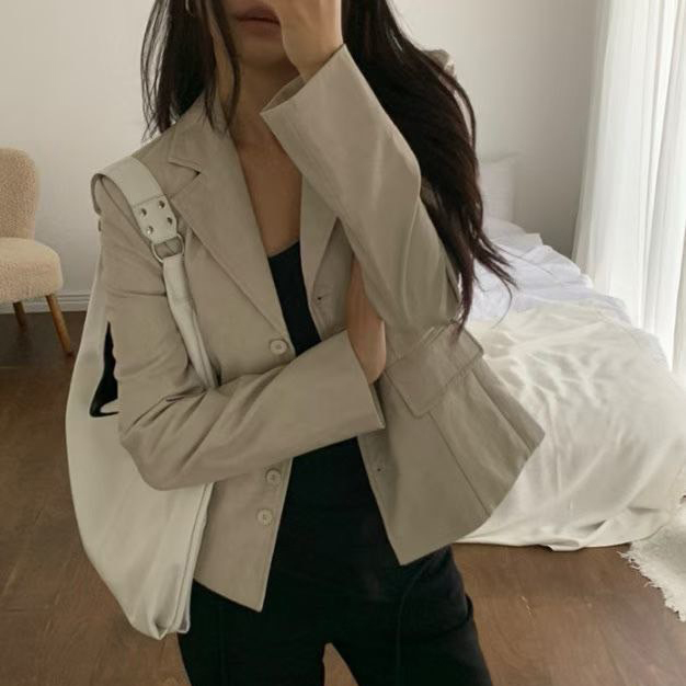 同色系排釦V領PU皮革西裝外套皮衣 / 2色