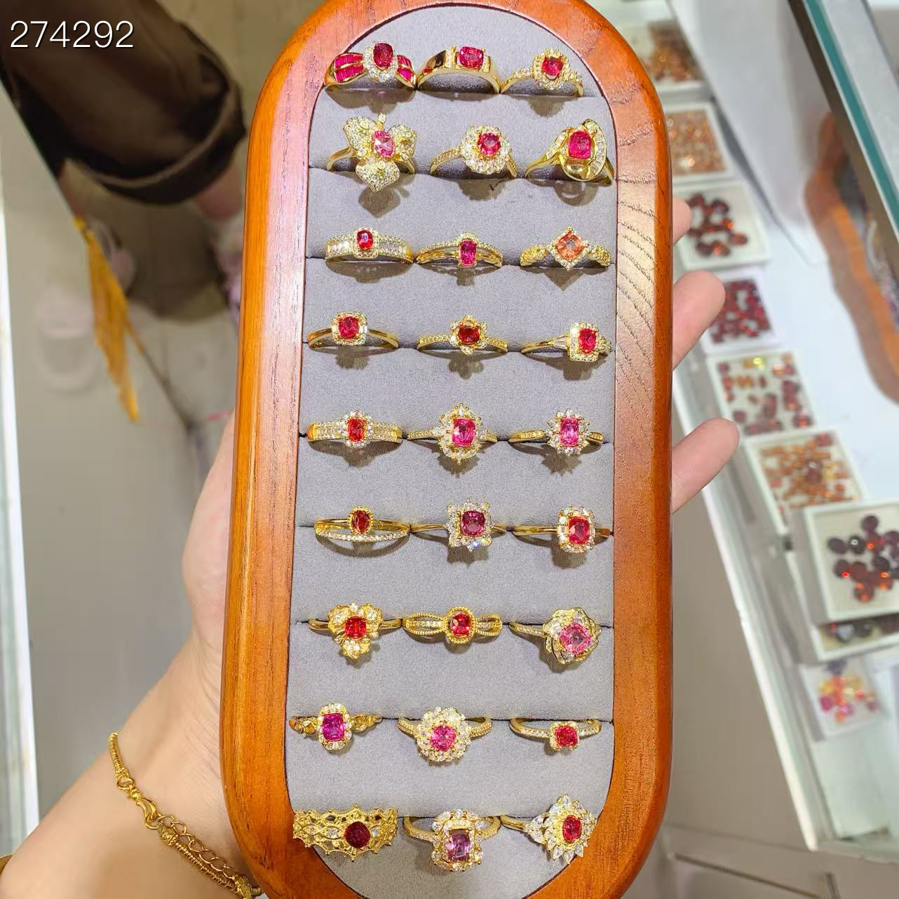 絕地尖晶石｜925戒指｜限量買石送戒