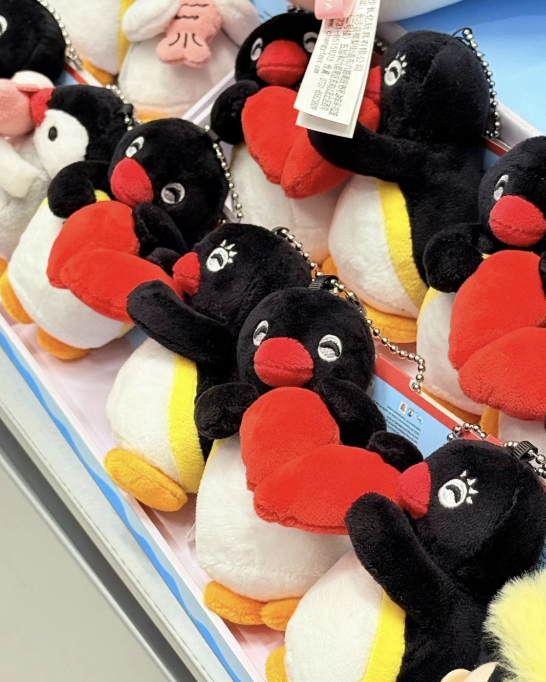 <一半一半🐧>PINGU 磁吸吊飾 愛心情侶 一對組 三款❤