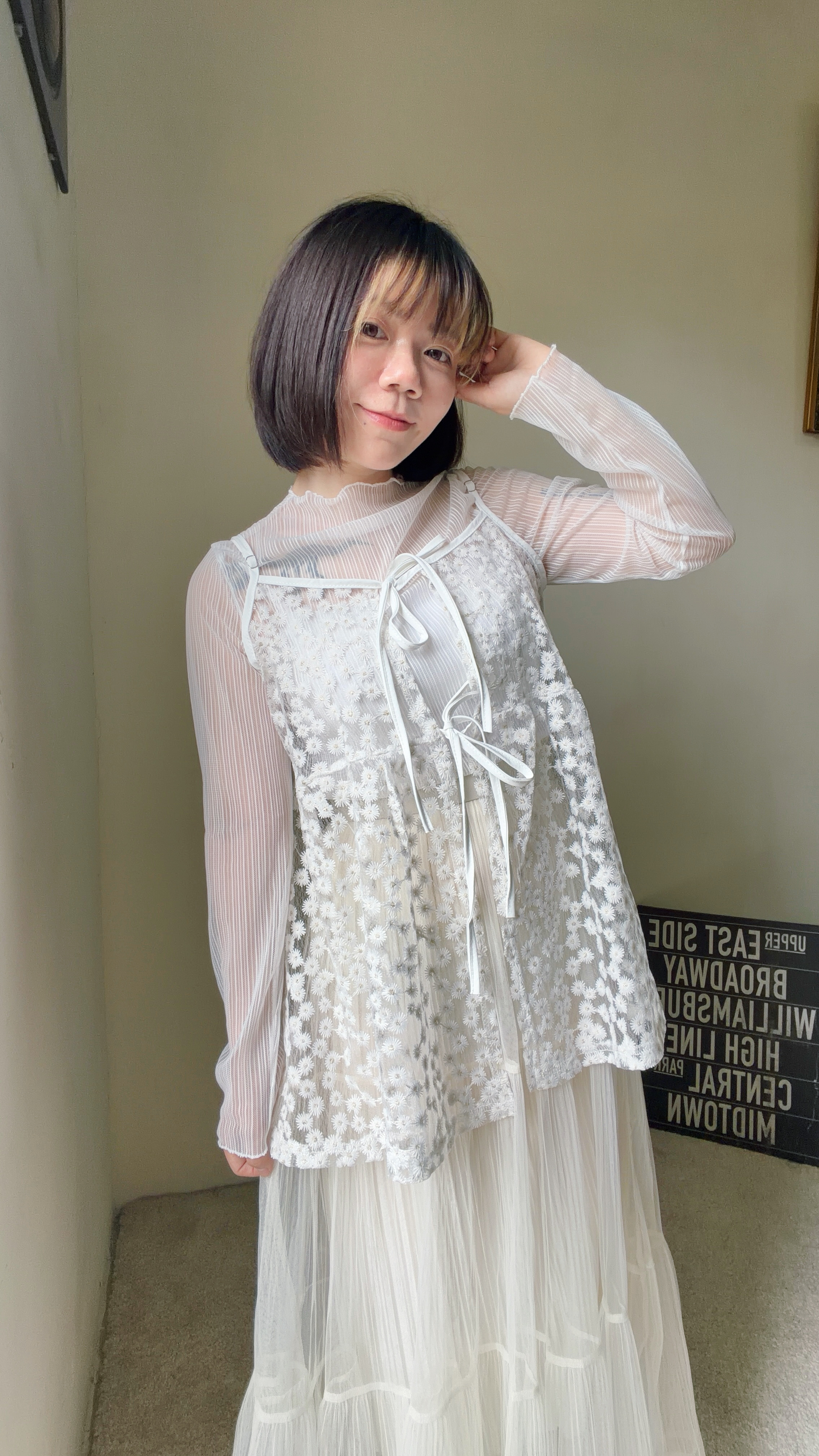 柔軟線條感透膚打底衣s