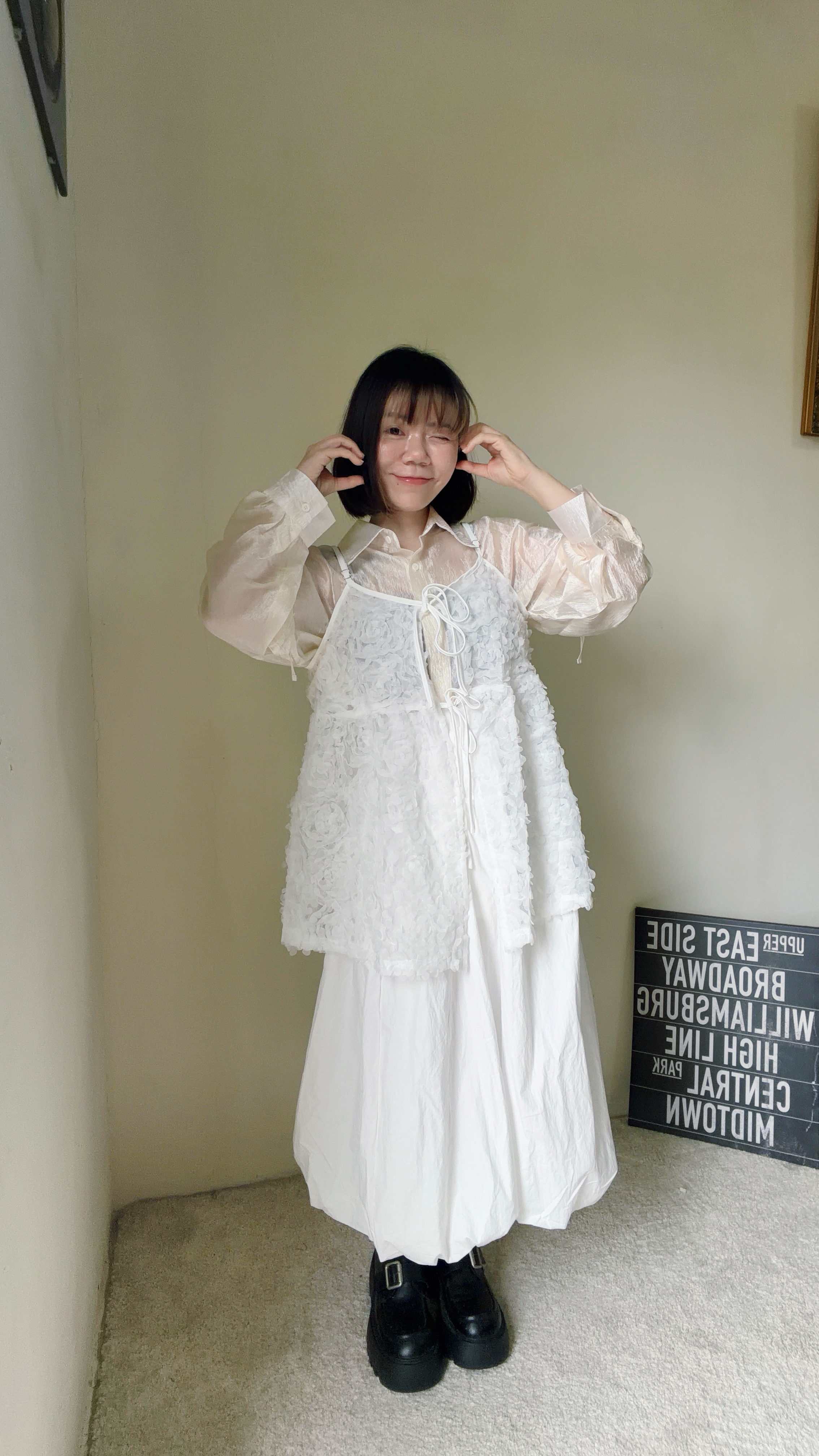 光澤感綁帶短版襯衫