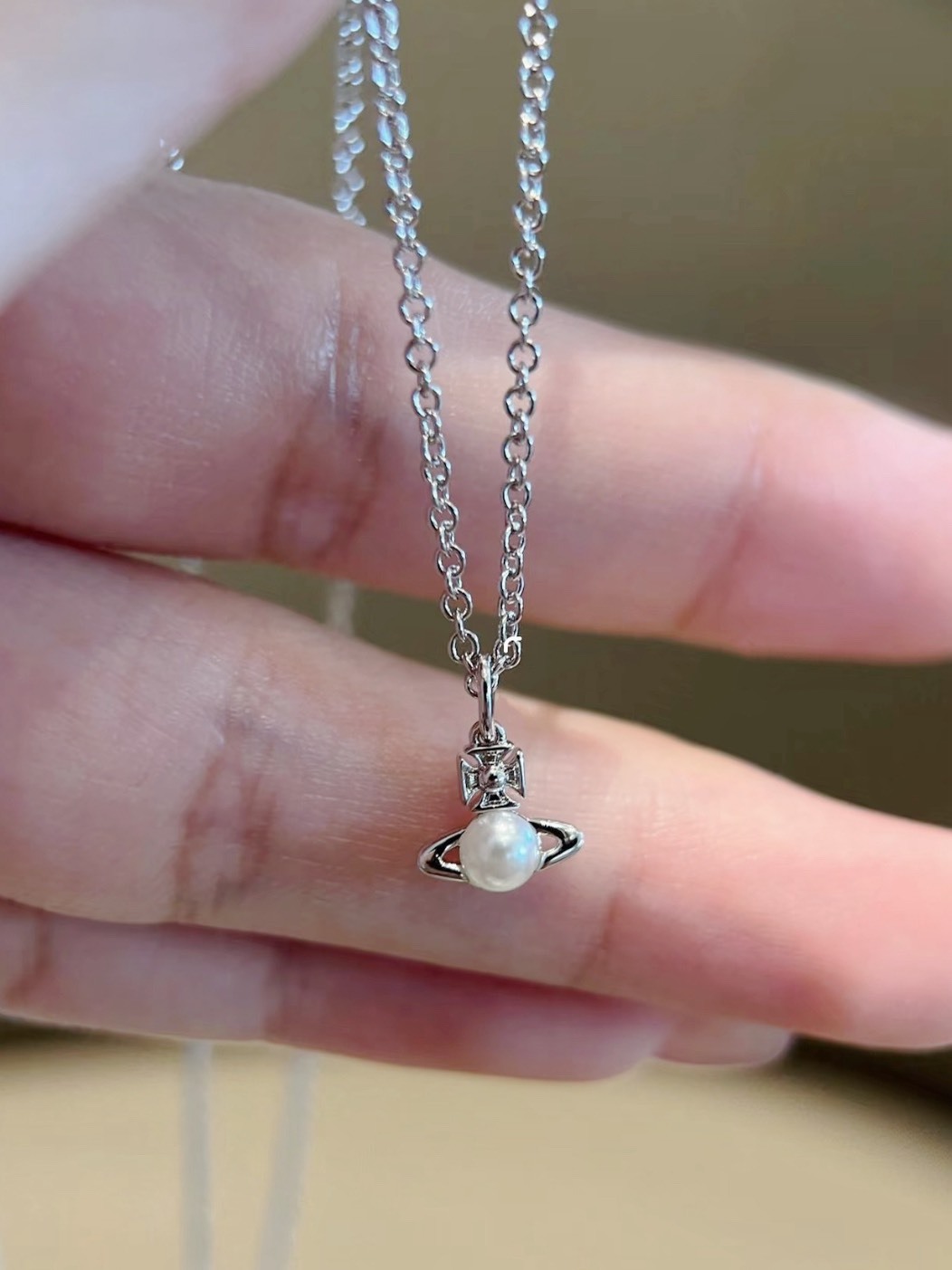 西太后 BALBINA PENDANT NECKLACE 土星 珍珠 項鍊