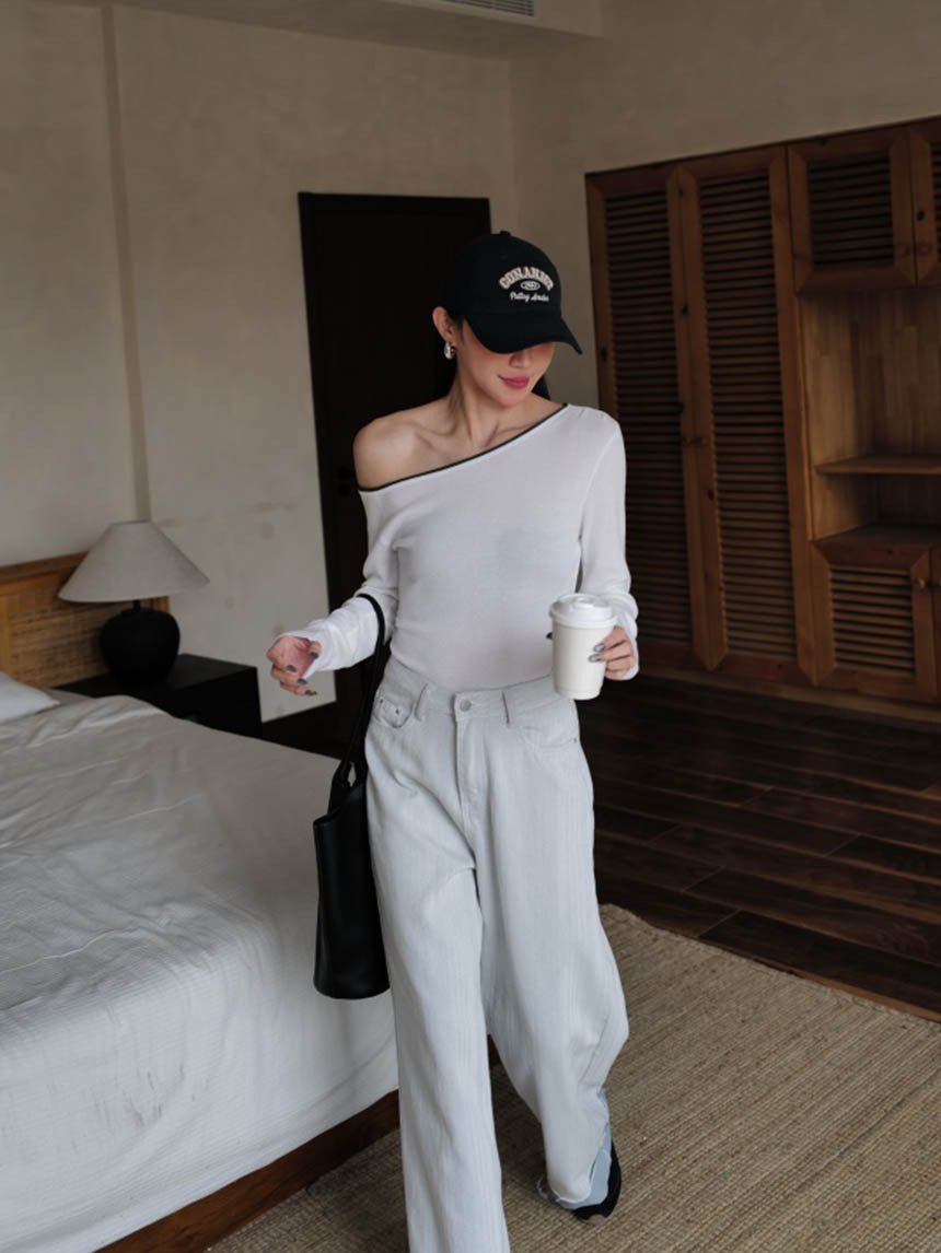 黑領斜肩針織上衣*2色