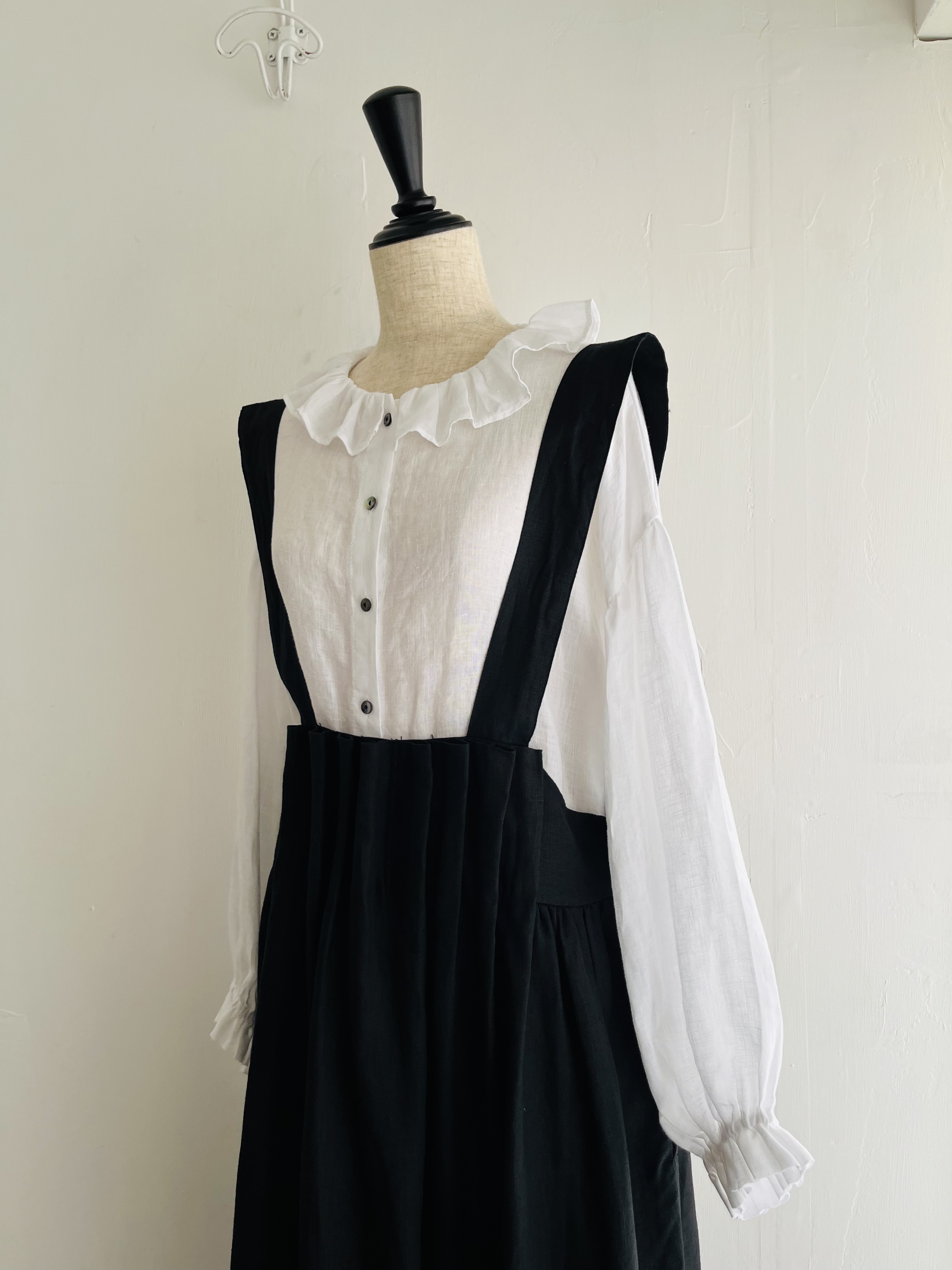 ubasoku黑色麻質吊帶裙